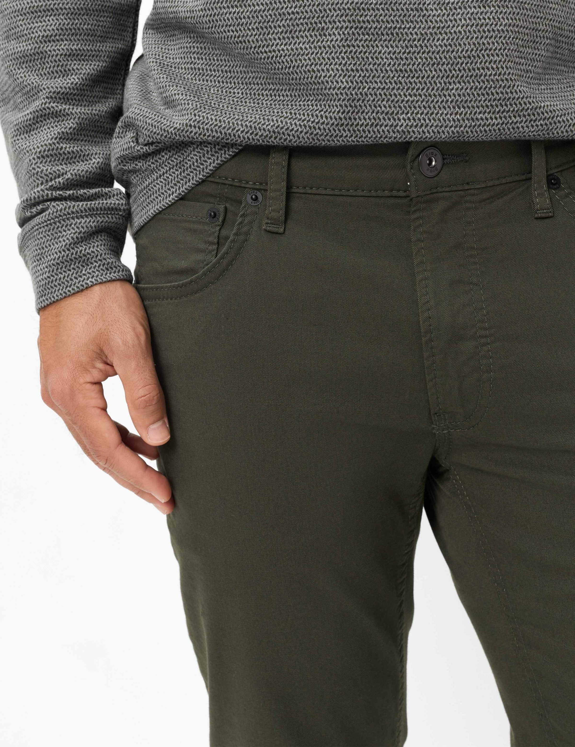 Brax 5-Pocket-Hose »Style CHUCK«  Hi-FLEX PRO: Five-Pocket-Hose im Modern Fit