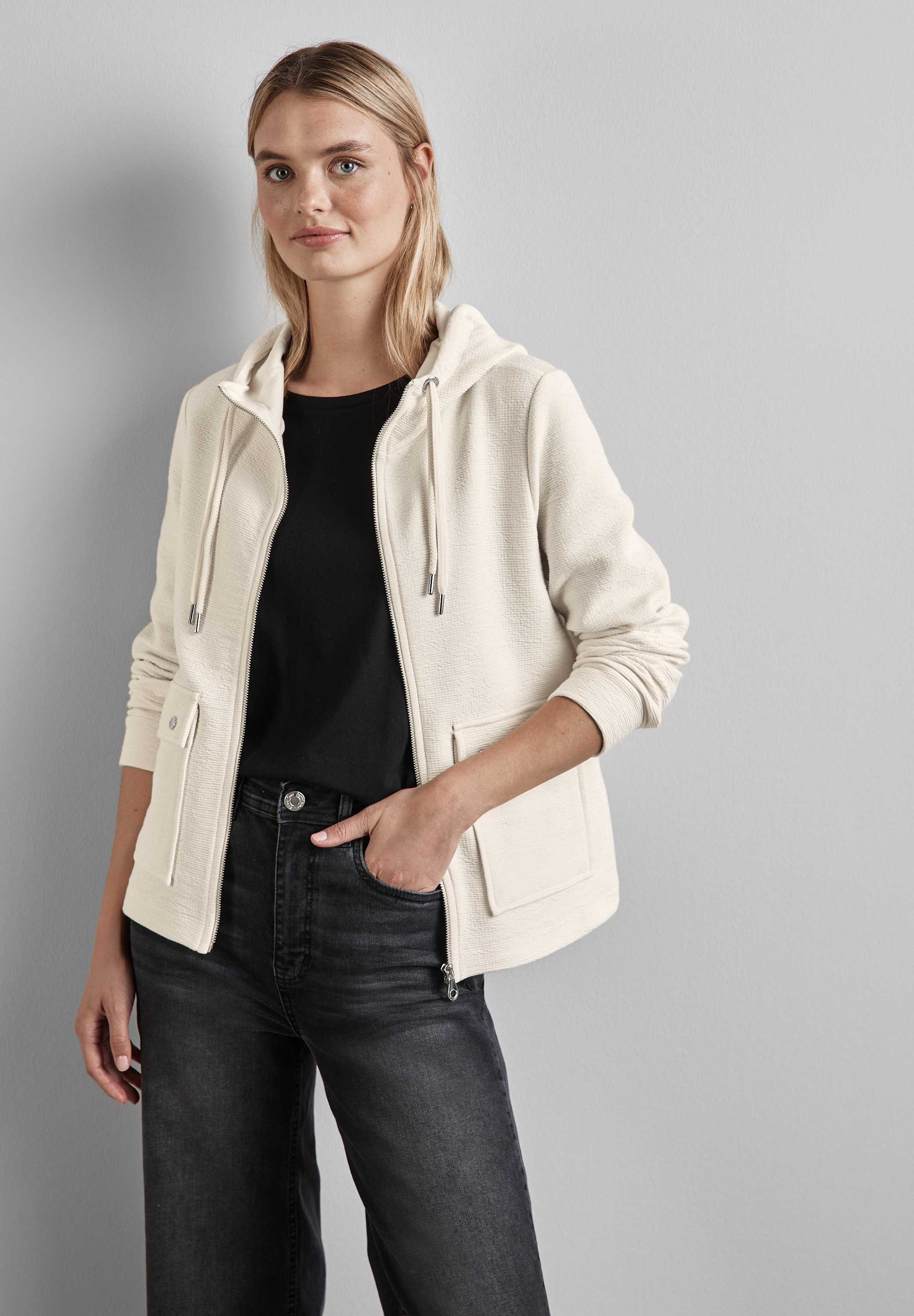 STREET ONE Sweatjacke, mit Kapuze