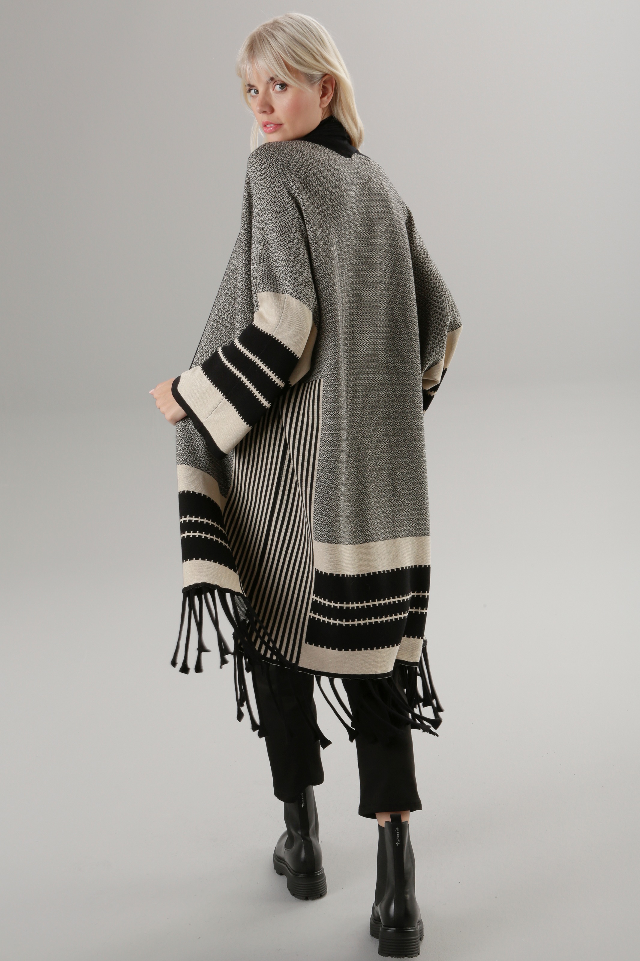 Thumbnail - Aniston SELECTED Strickjacke, mit Fransen am Saum