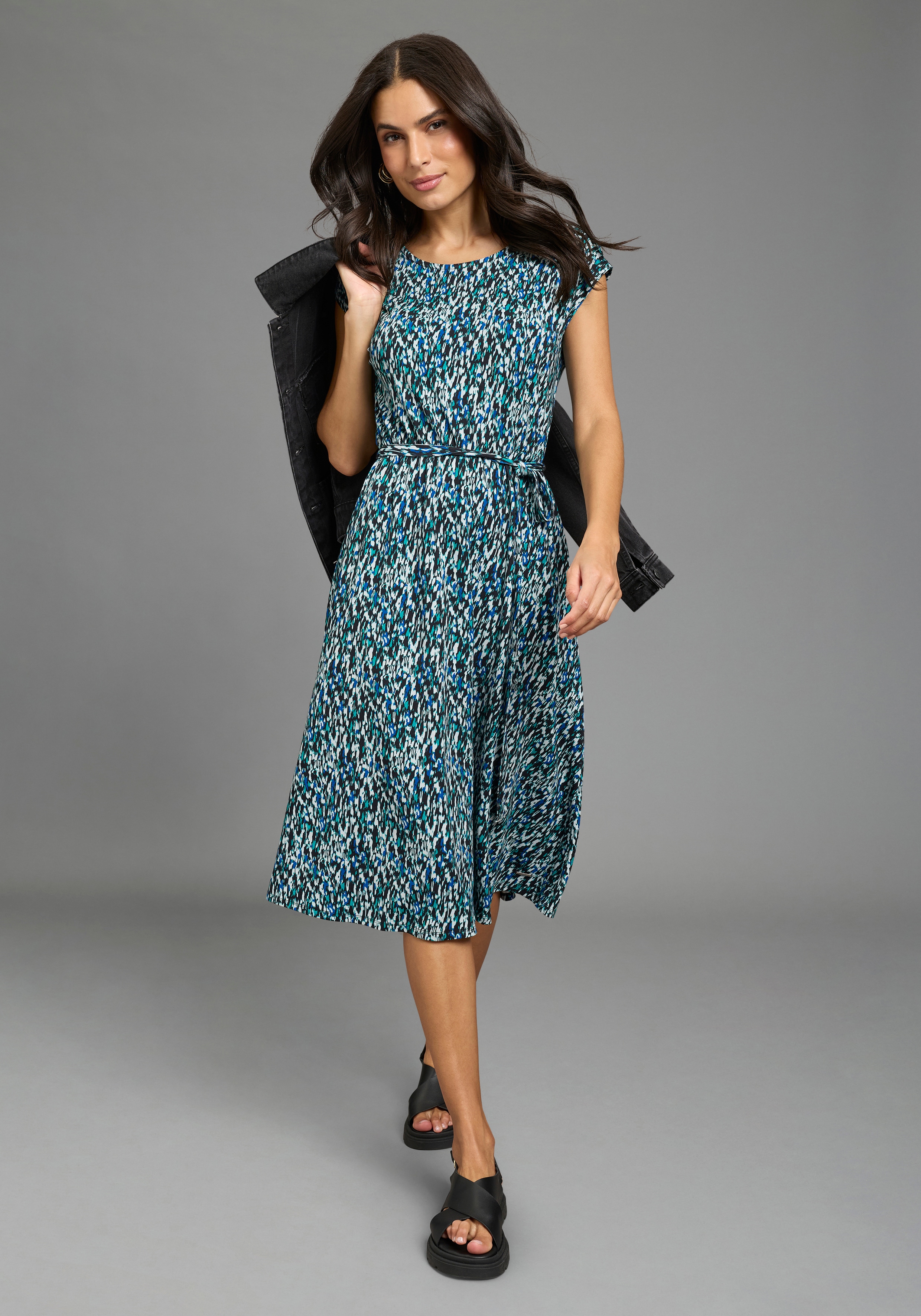 Laura Scott Jerseykleid Midi-Länge, aus Jersey-Material, gemustert