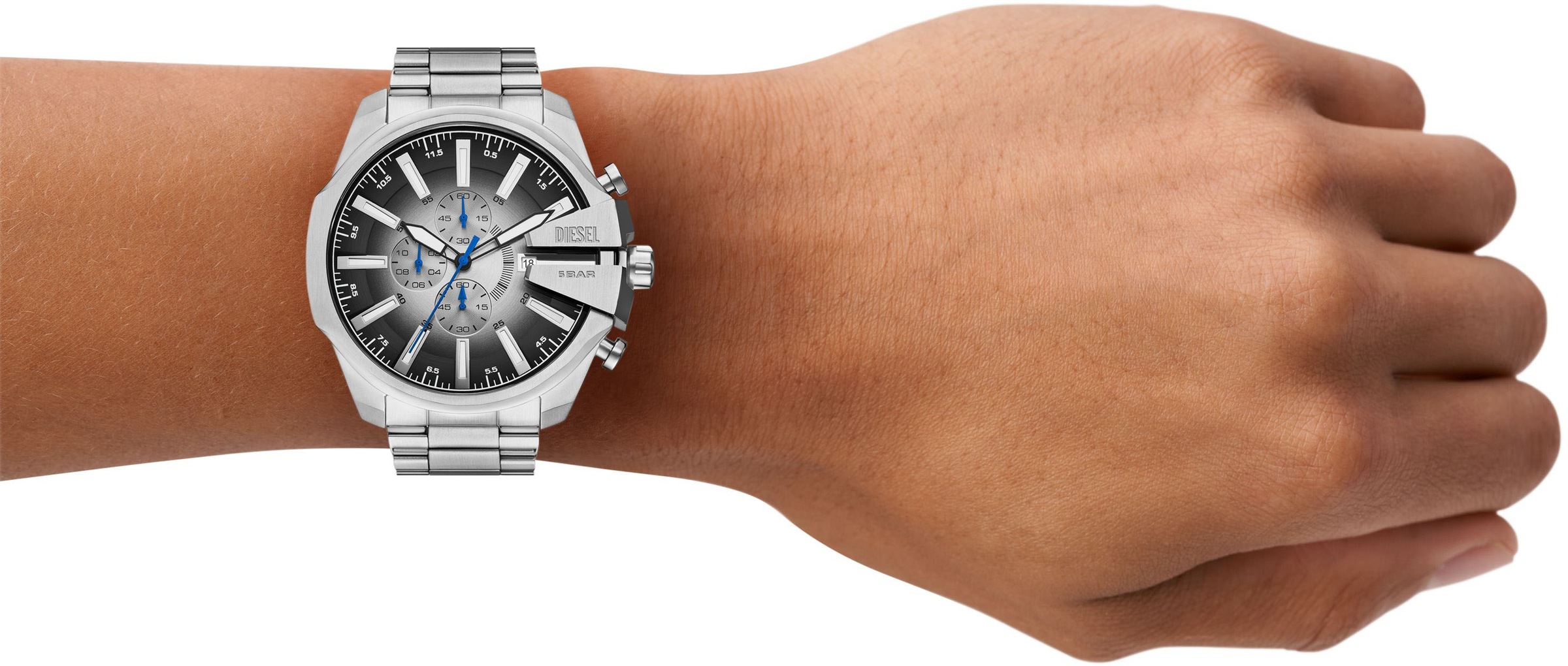 Diesel Chronograph »MEGA CHIEF SLIM«, Quarzuhr, Armbanduhr, Herrenuhr, Edelstahlarmband, analog, Tag