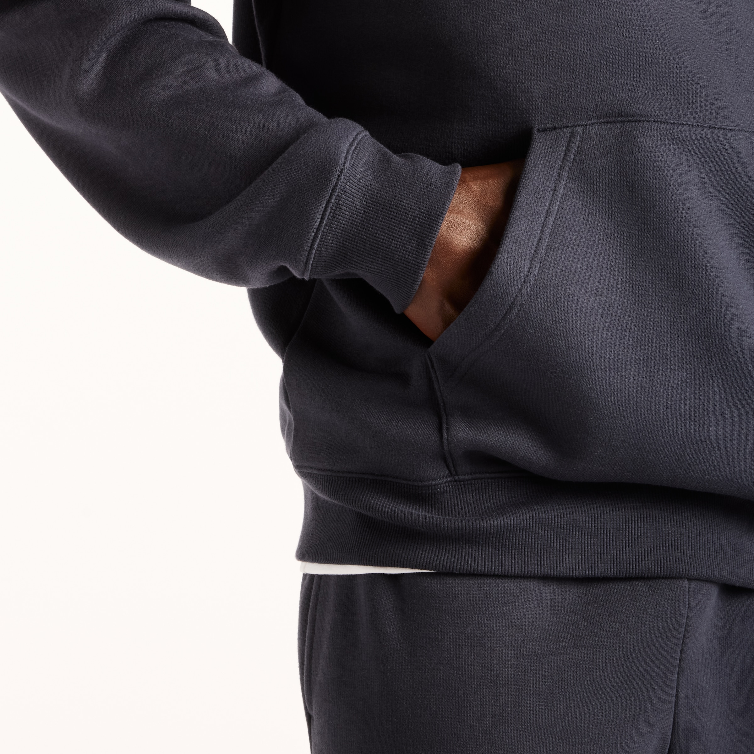New Balance Kapuzensweatshirt »REIMAGINED FLEECE HOODIE«, sportlicher Look, aus Baumwolle und Polyester, klassischer Schnitt

