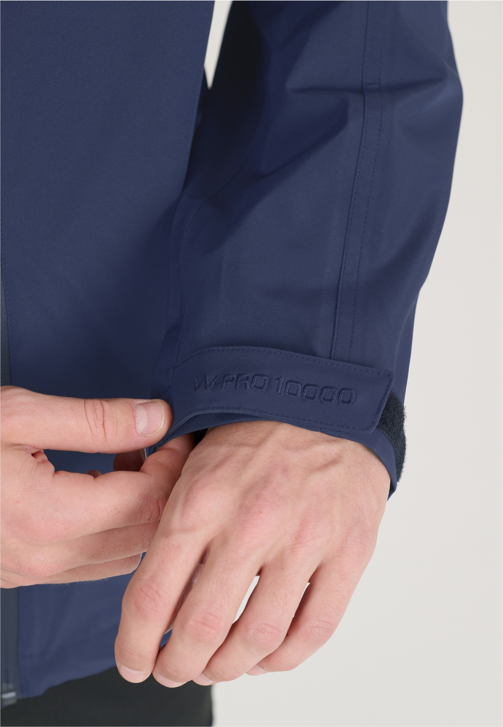 WHISTLER Outdoorjacke »Hakon«, aus atmungsaktivem Material