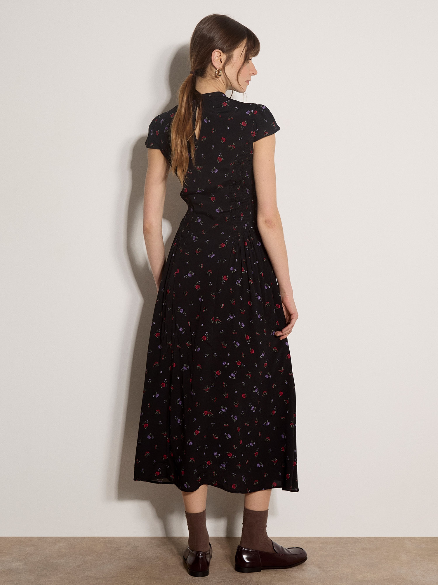 Apricot Minikleid »Geblümtes kurzes Kleid« mit Smokdetails