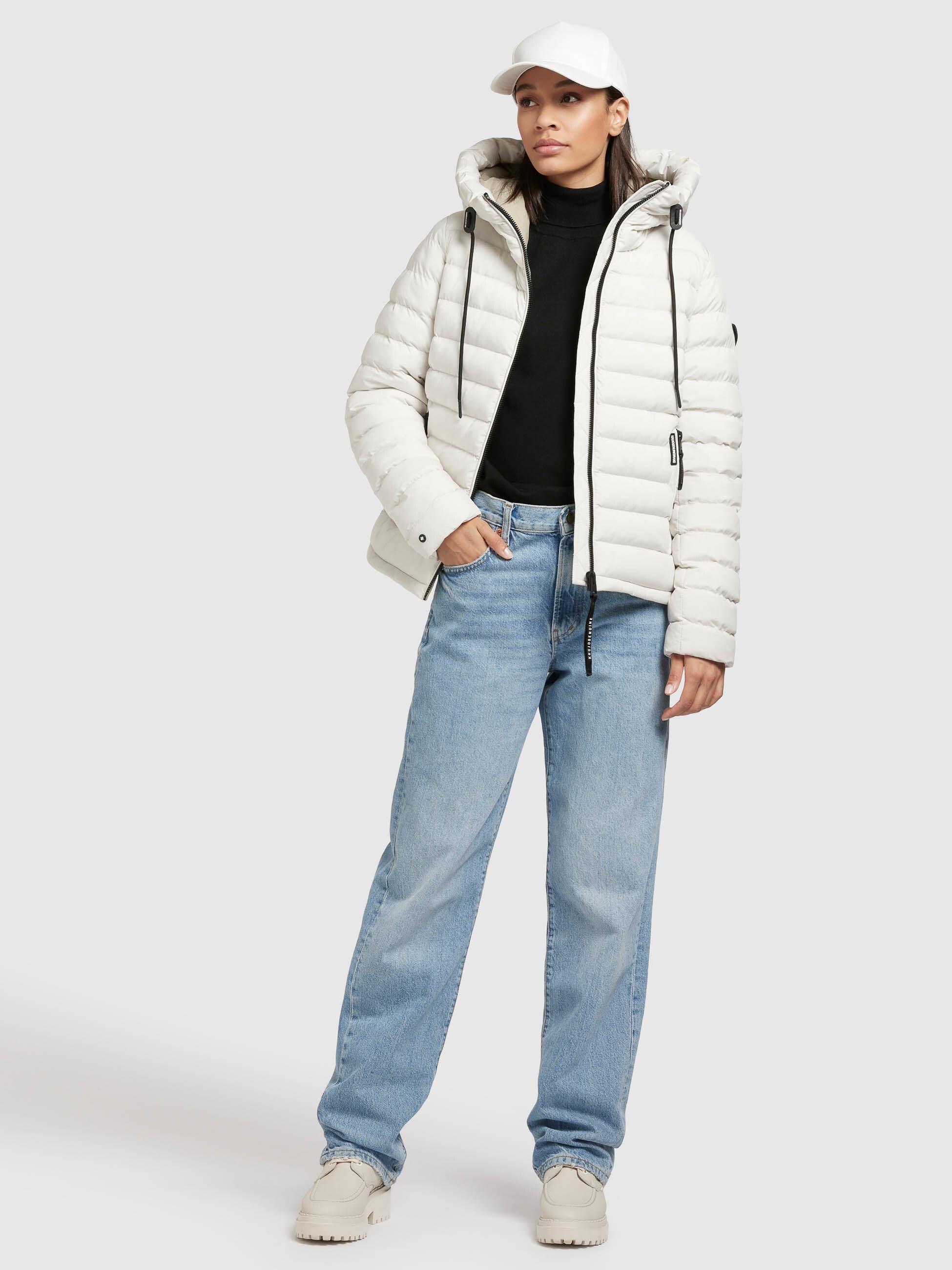 khujo Steppjacke »LOVINA3 MATT«, (1 St.), mit Kapuze