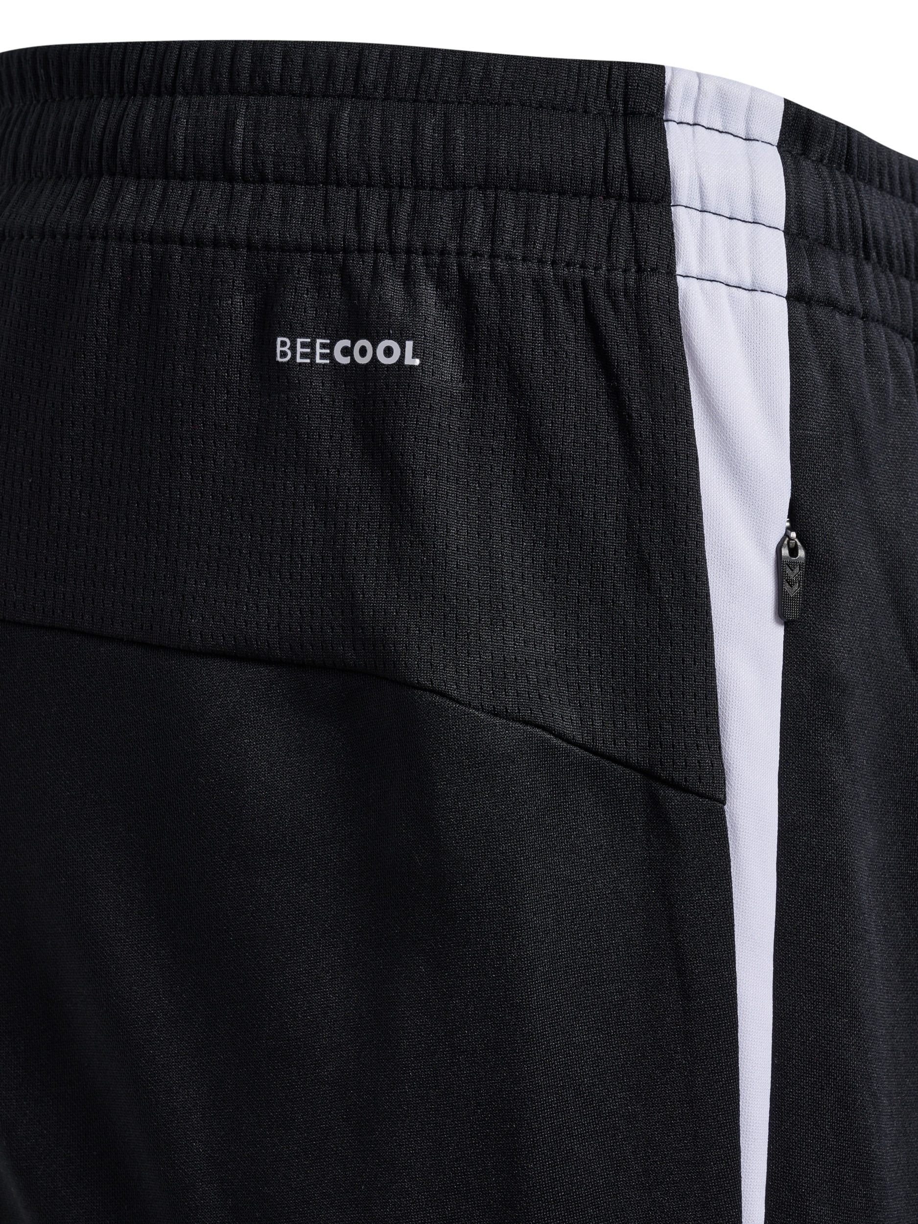 hummel Trainingshose »HMLLEAD 2.0 TRACK PANTS«  aus Polyester, atmungsaktiv, mit verstellbarer Zugschnur im Bund