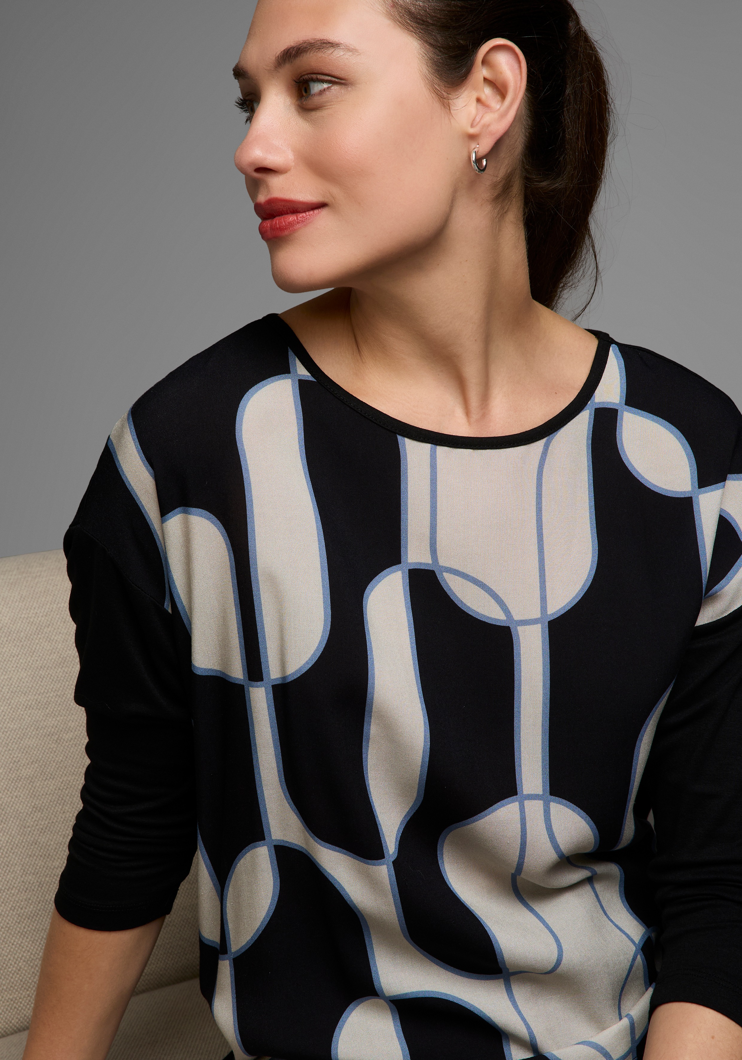 Thumbnail - Laura Scott Shirtbluse, mit Grafik-Print im Materialmix