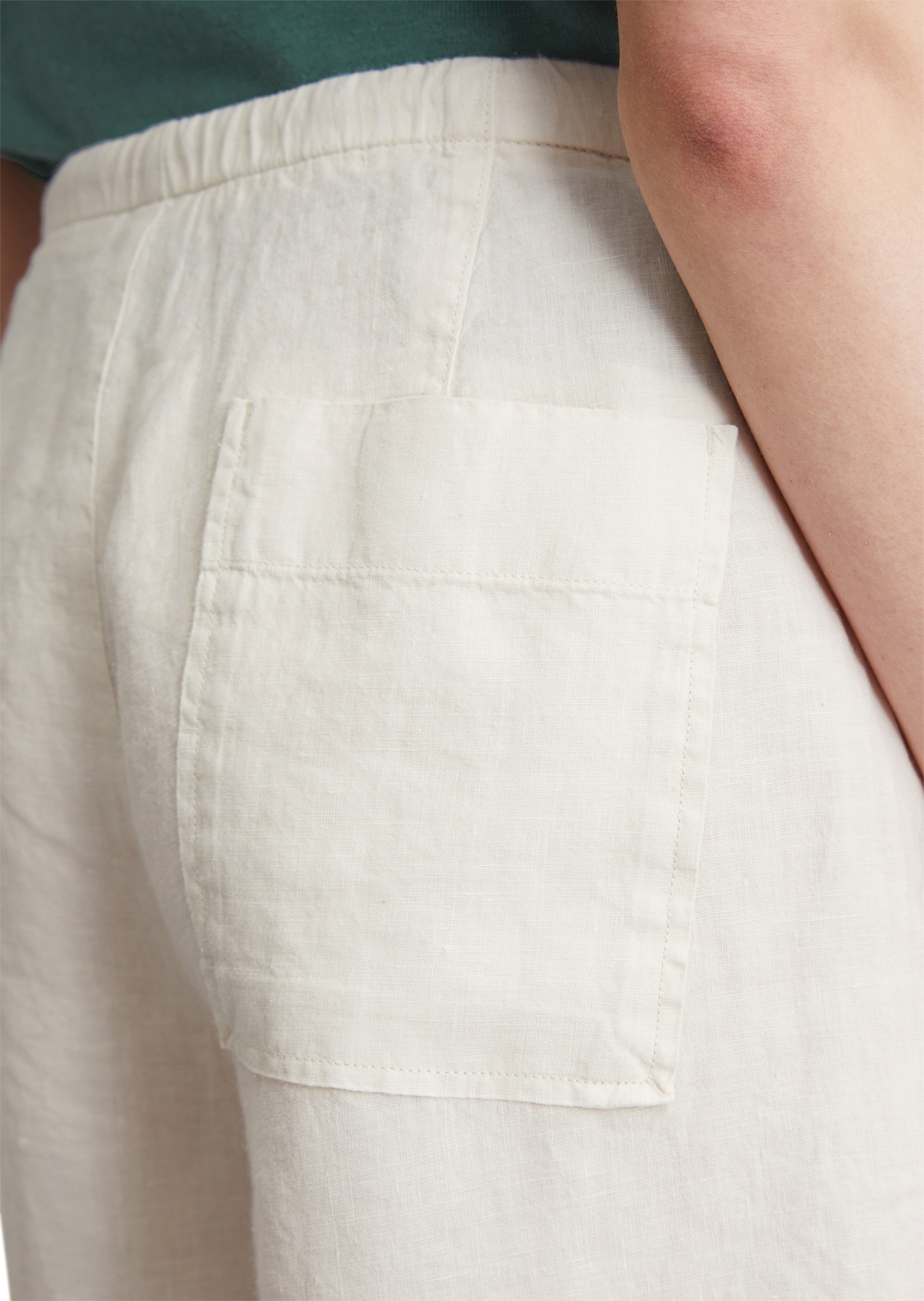Marc O'Polo Shorts »mit teil-elastischem Bund«