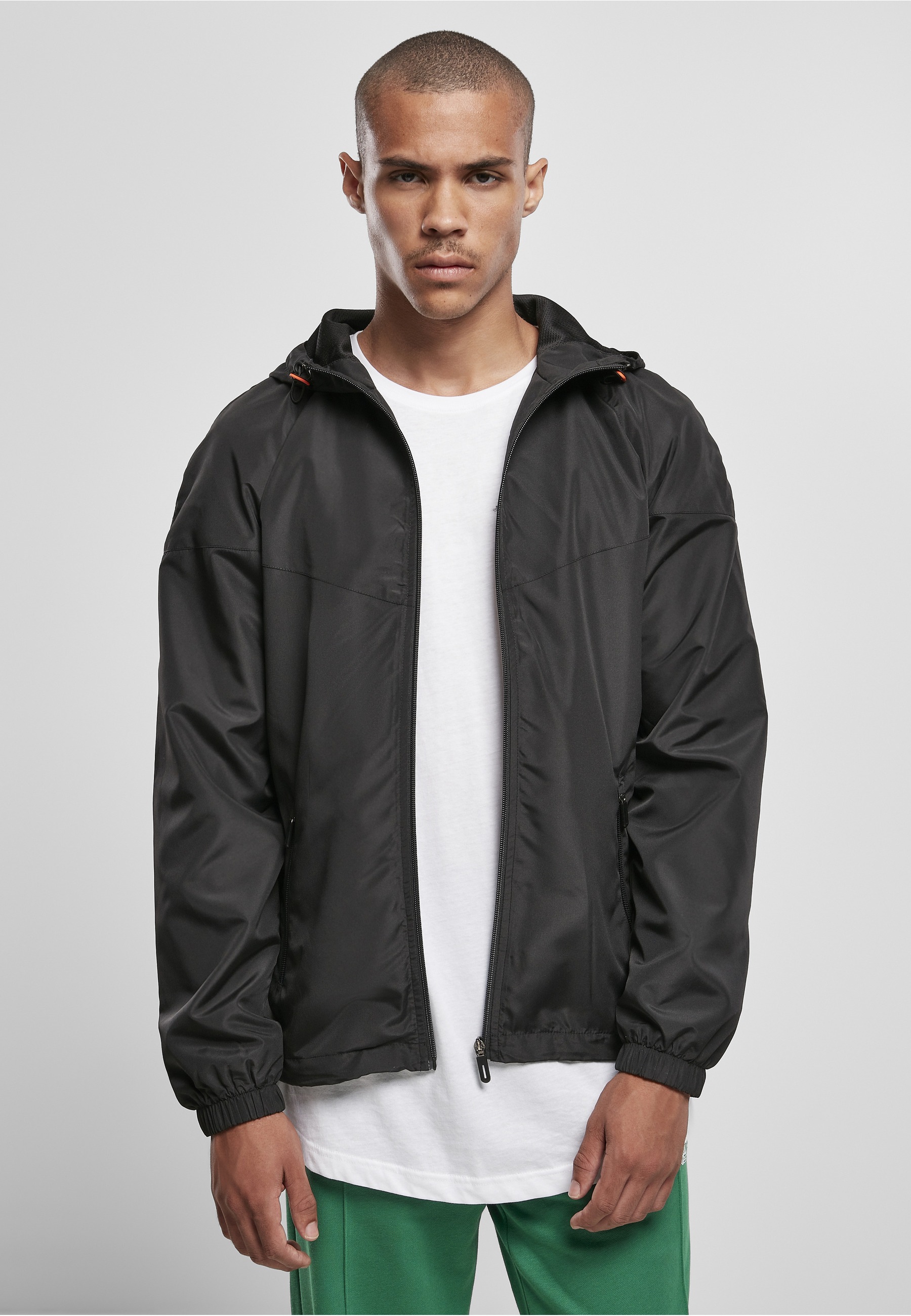 URBAN CLASSICS Allwetterjacke »Urban Classics Herren Recycled Windrunner« 1 Stk. tlg. mit Kapuze