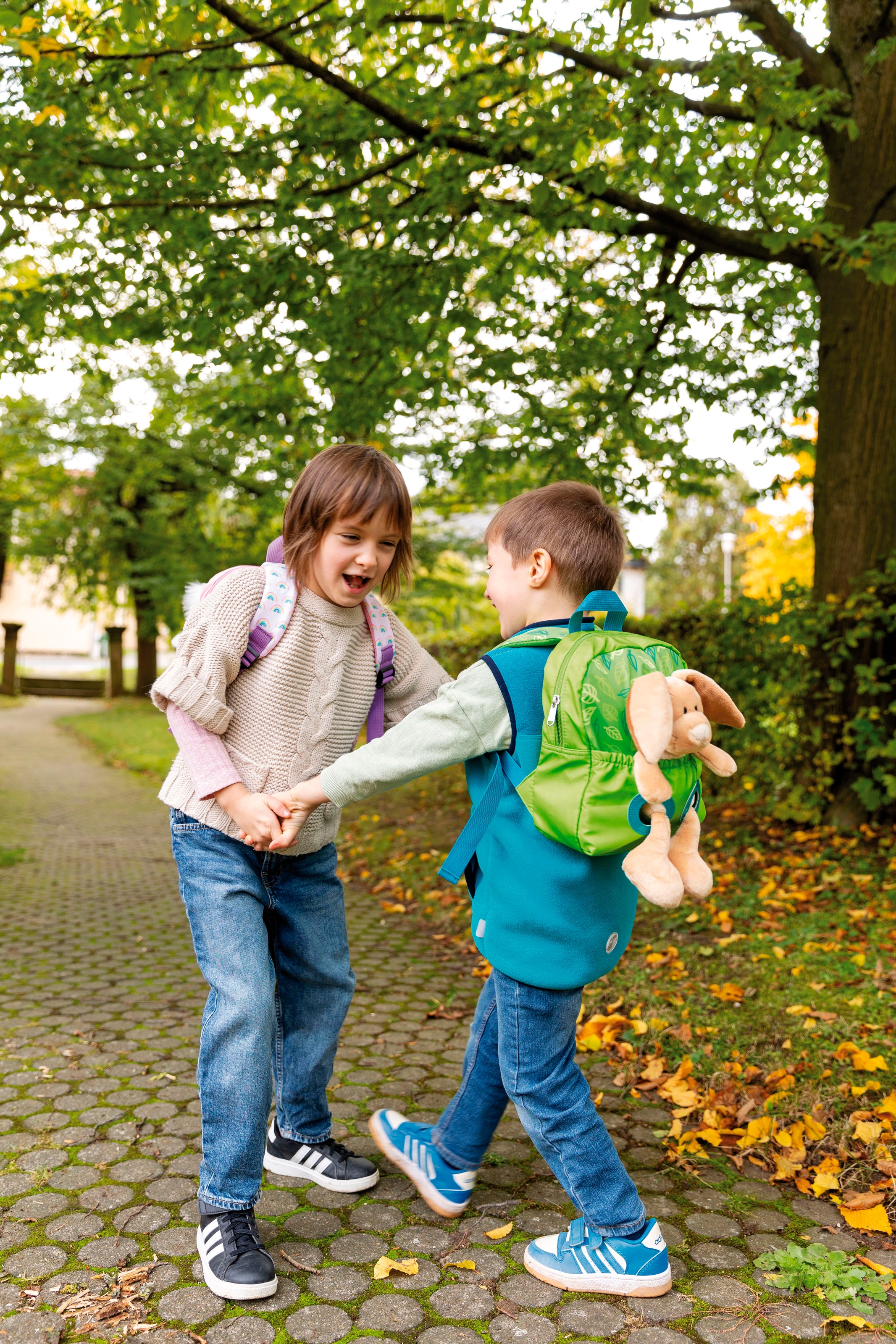Nici Kinderrucksack »Travel Friends, Rucksack mit Plüsch Hase, 25 cm«