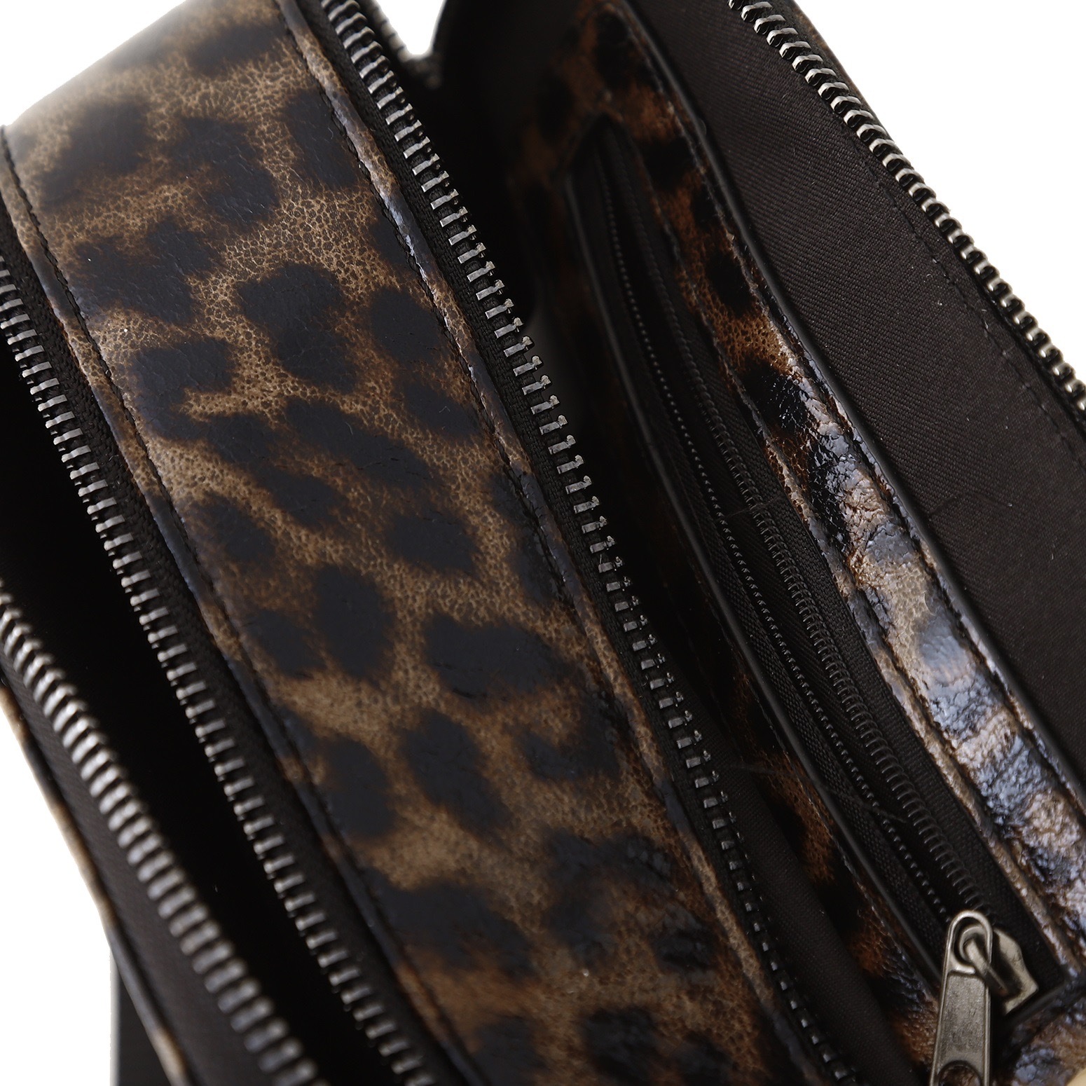 MARCO TOZZI Umhängetasche, Damen Schultertasche, Kamerabag, Minibag im ansgesagten Leo-Look