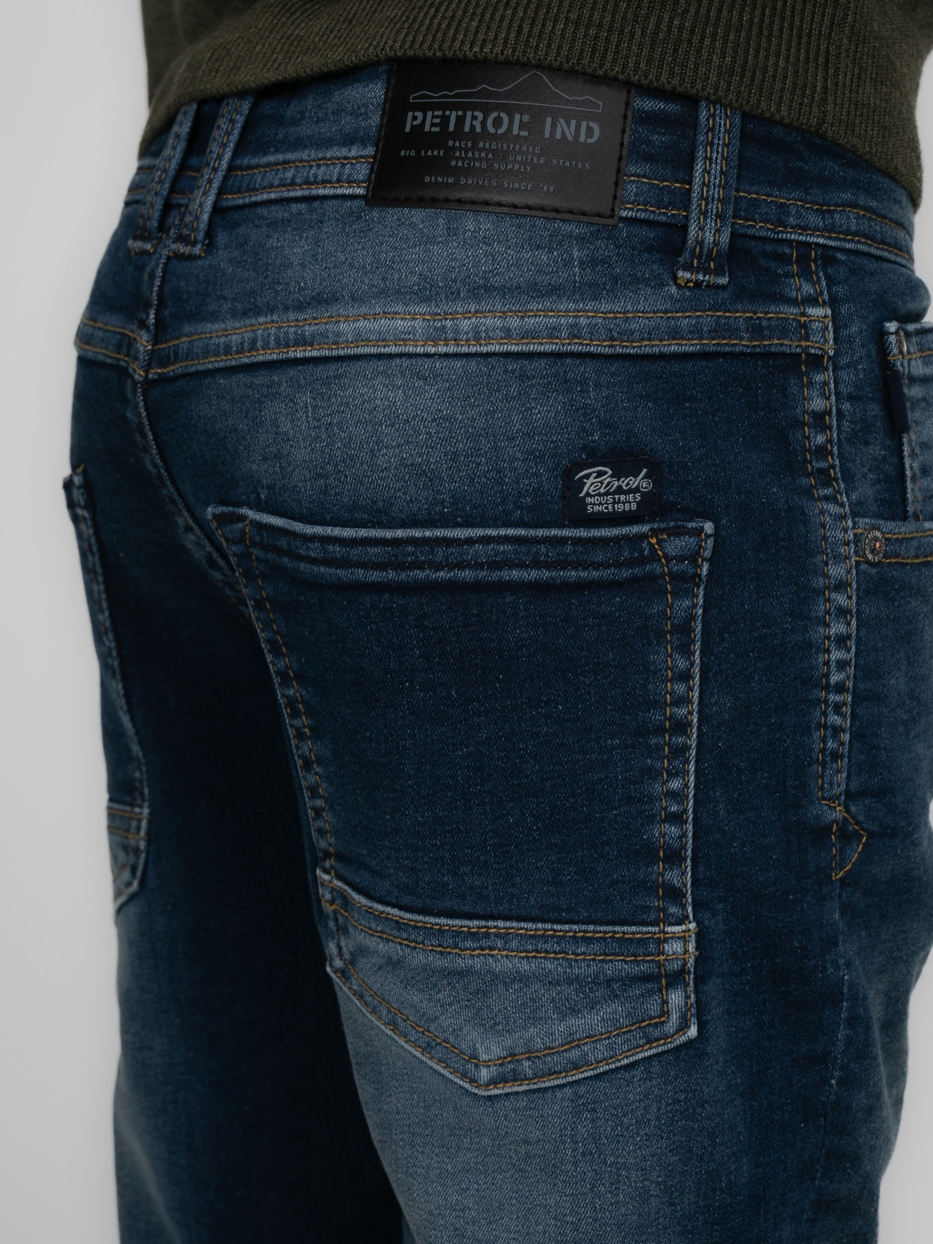 Petrol Industries Gerade Jeans, mit Washed-Optik