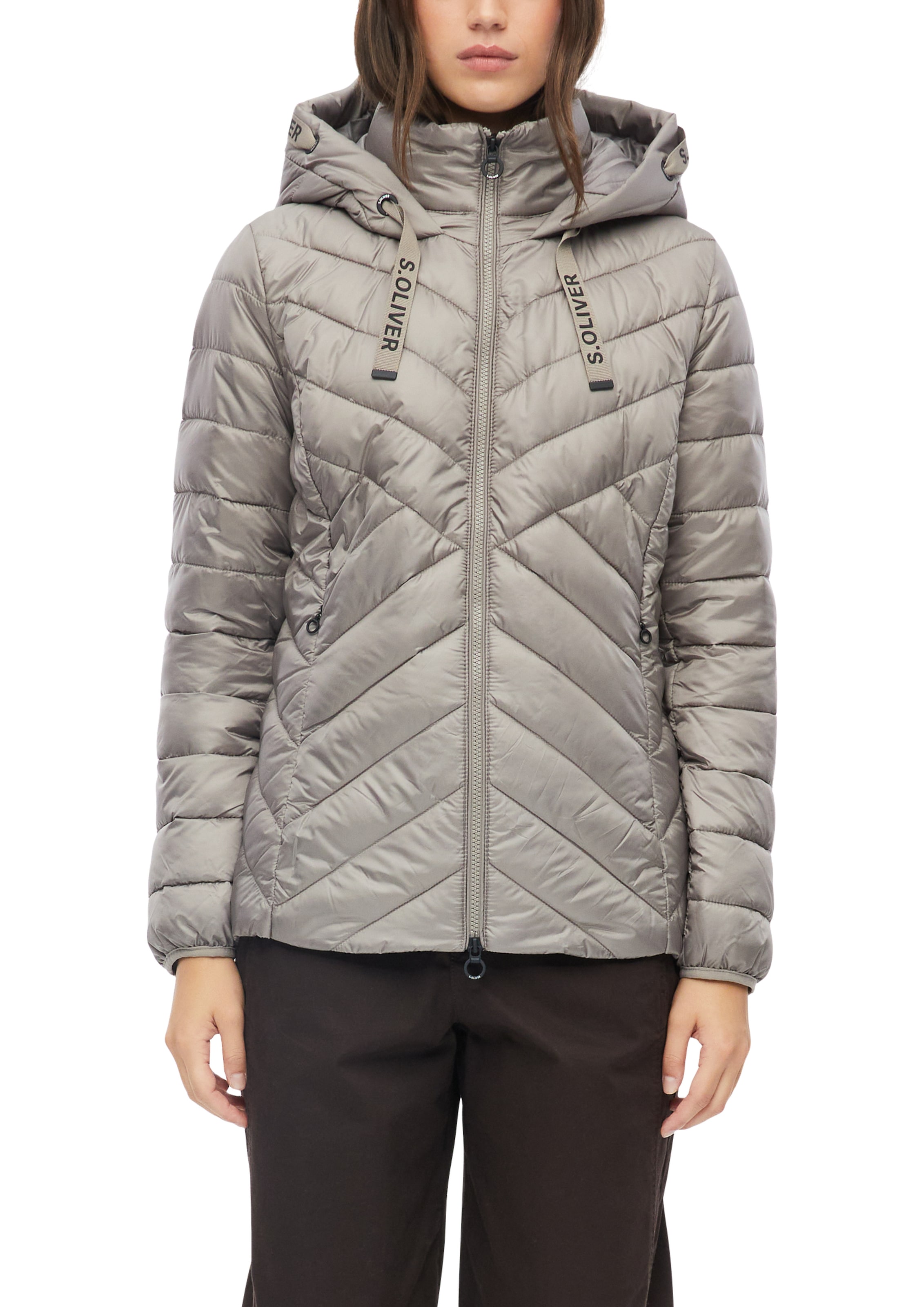 s.Oliver Steppjacke mit Kapuze Seitliche Eingrifftaschen mit Reißverschluss