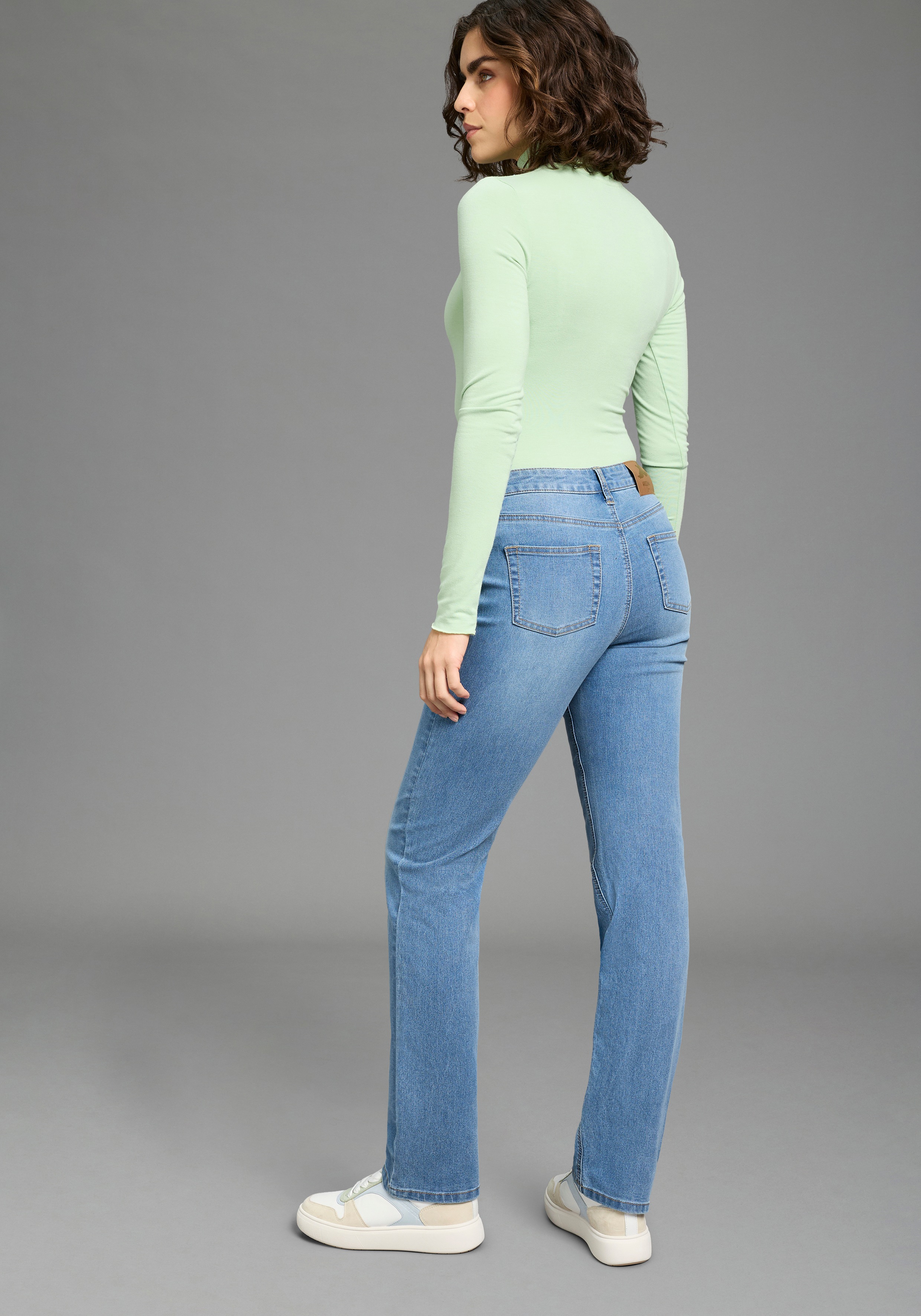 Thumbnail - Arizona Gerade Jeans gerade geschnitten, normale Passform, hohe Leibhöhe