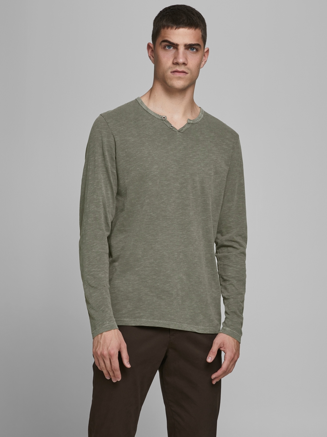 Jack & Jones "JJESPLIT NECK TEE LS NOOS" Baumwolle, regular fit