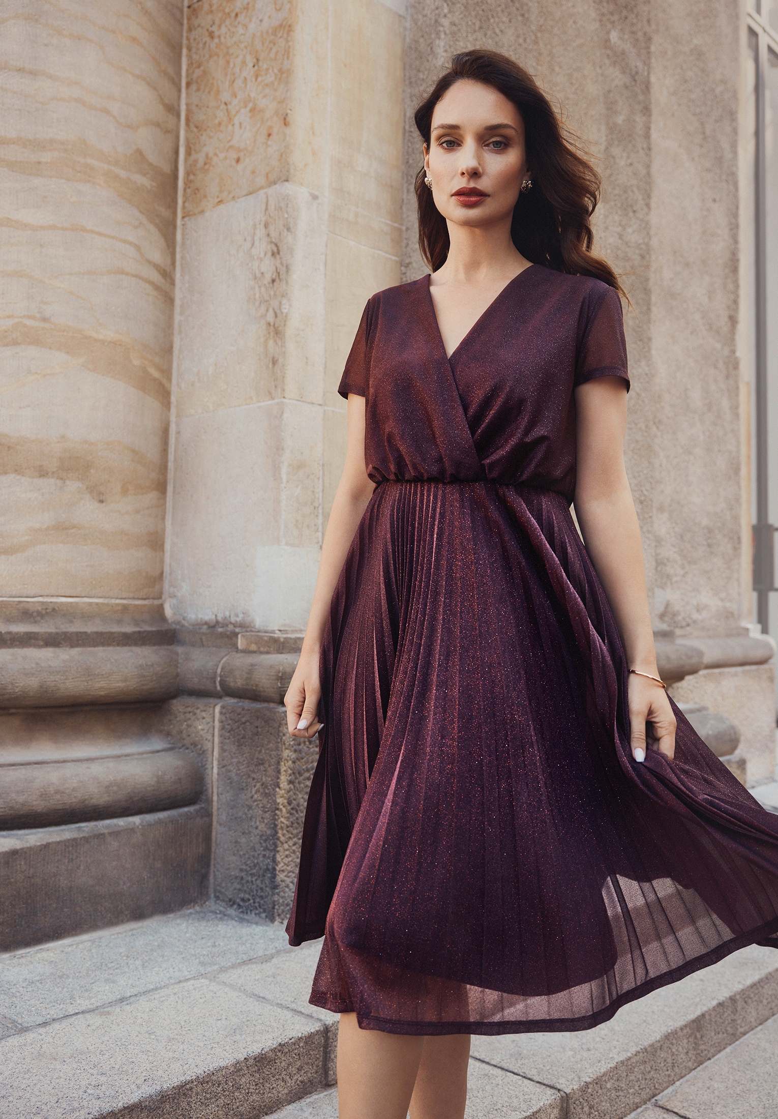 Vera Mont Cocktailkleid »Vera Mont Cocktailkleid mit Plissee«