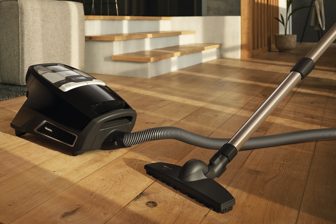 Miele Bodenstaubsauger »Blizzard CX1 Comfort« 890 W beutellos