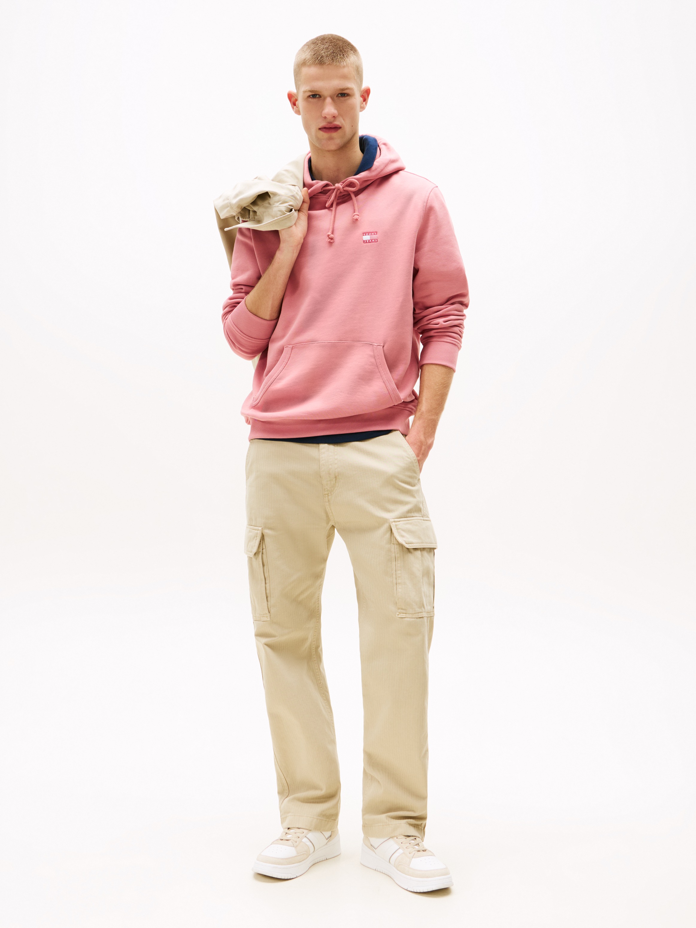 Tommy Jeans Hoodie "TJM REG BADGE HOODIE EXT", Mit Rundhalsausschnitt günstig online kaufen