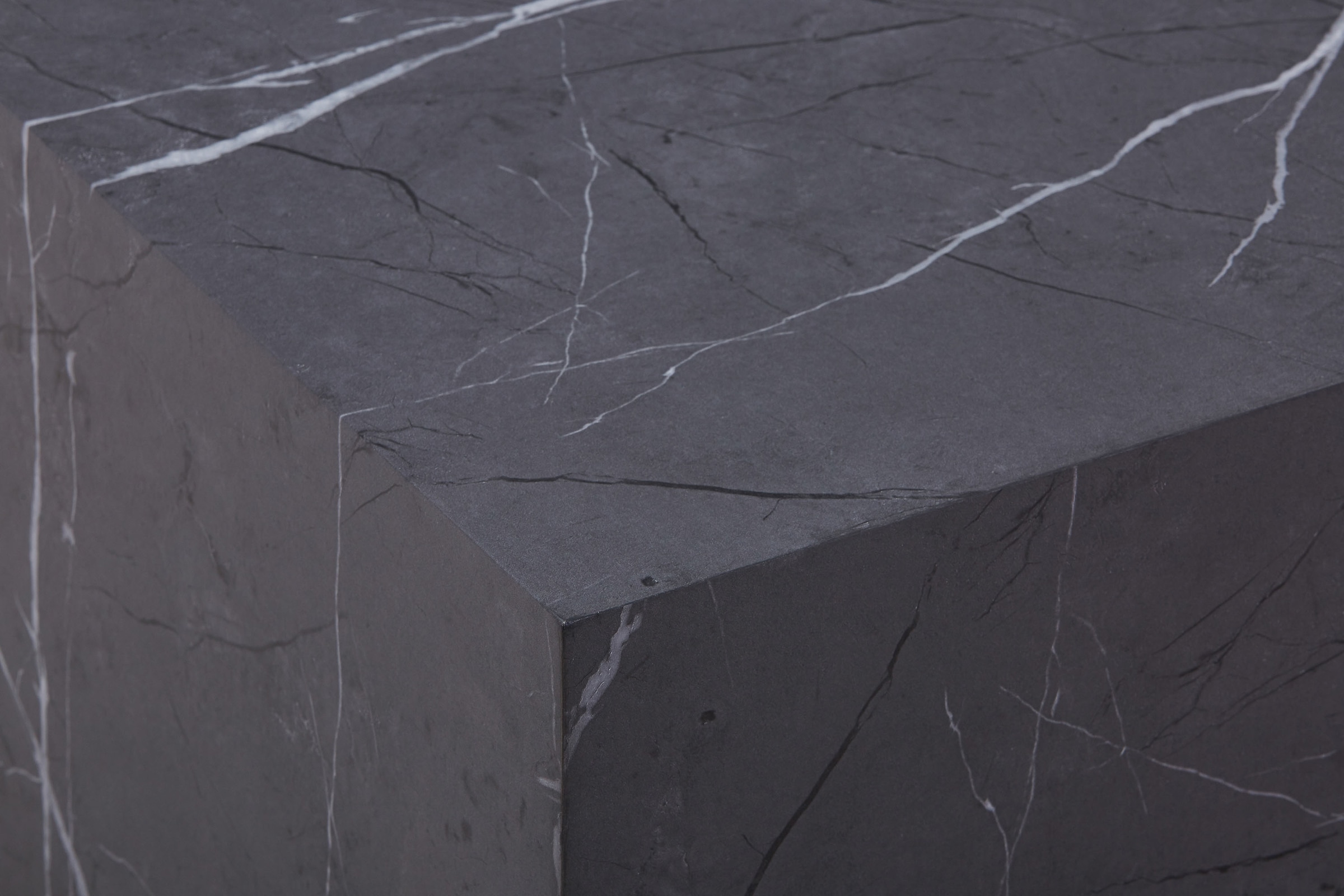 Kayoom Beistelltisch »Cuboid 225, TOPSELLER!, modernes Design, robuste Konstruktion« Beistelltisch, OTTOs Choice, 1 Stk. tlg. vielseitig einsetzbar, edle Oberfläche, robuste Konstruktion