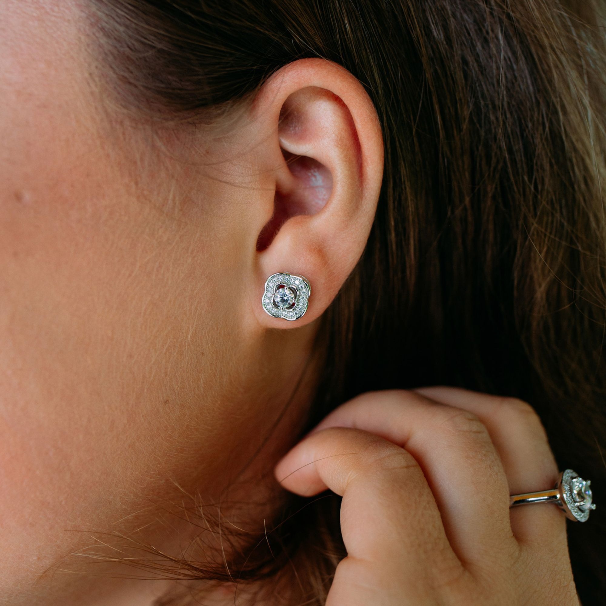 Julie Julsen Paar Ohrstecker »925 Silber rhodiniert Blüte Zirkonia«