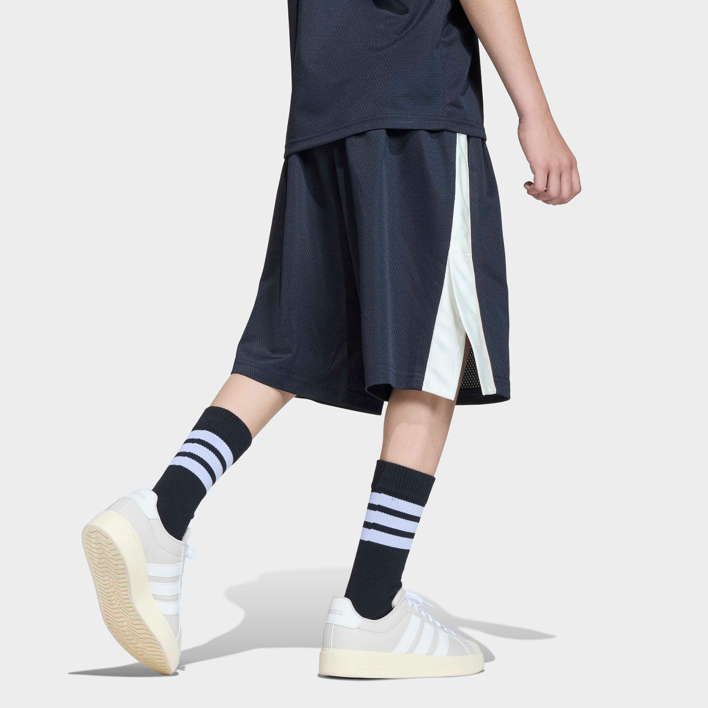 adidas Sportswear Shorts »J STD SHO«