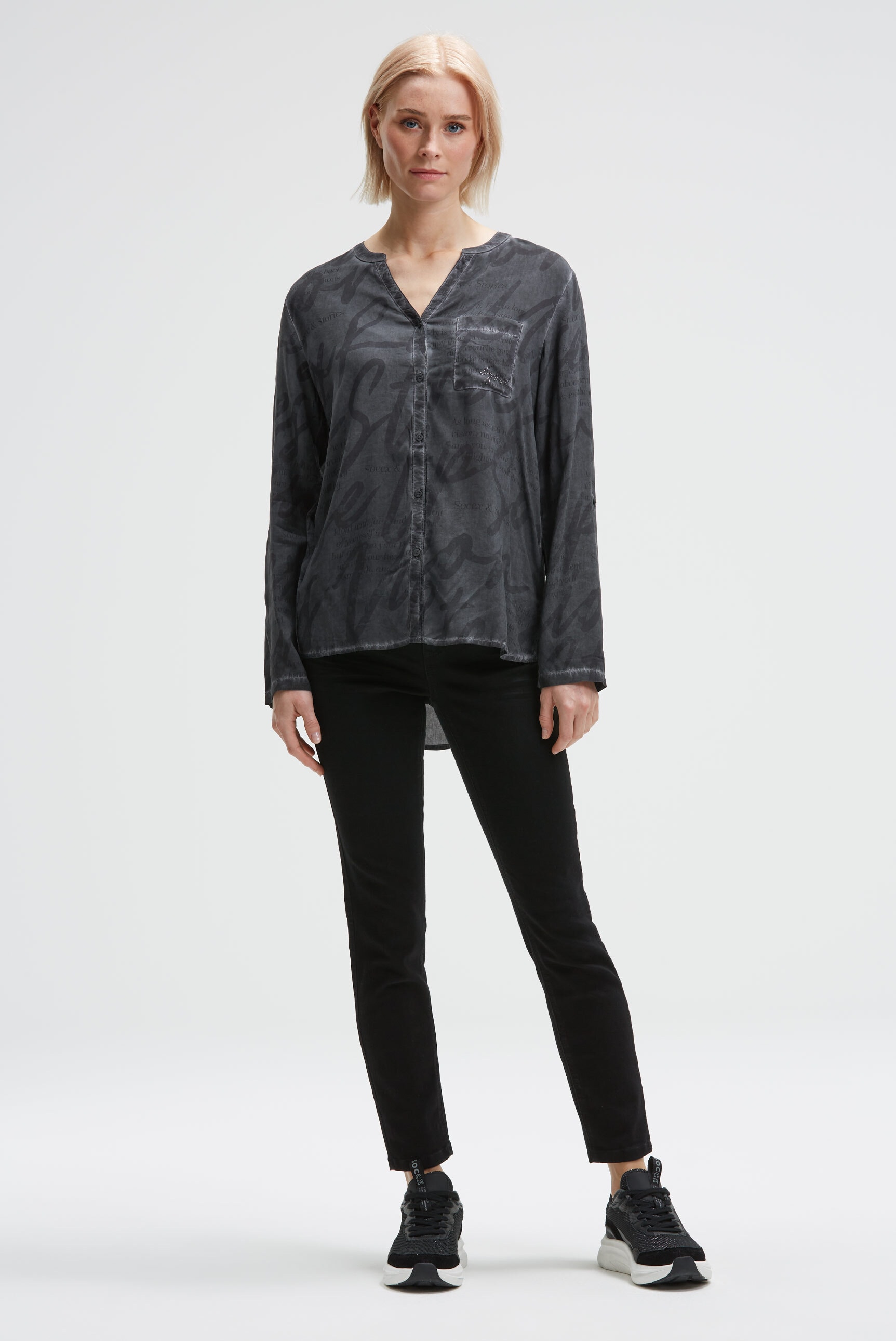 Thumbnail - SOCCX Langarmbluse mit längerer Rückenpartie