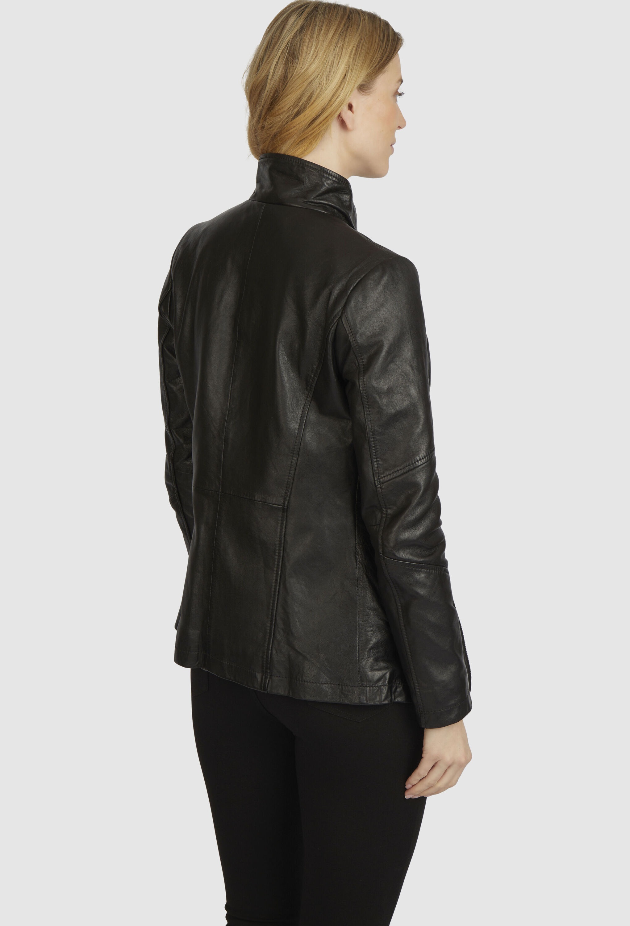 bugatti Lederjacke »BULady-101« ohne Kapuze aus weichem Leder