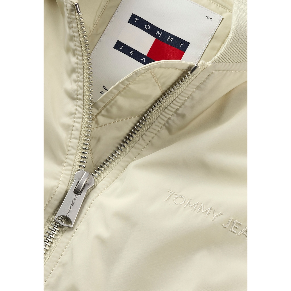 Tommy Jeans Bomberjacke »TJW CLASSICS BOMBER JACKET EXT«, mit Logostickerei