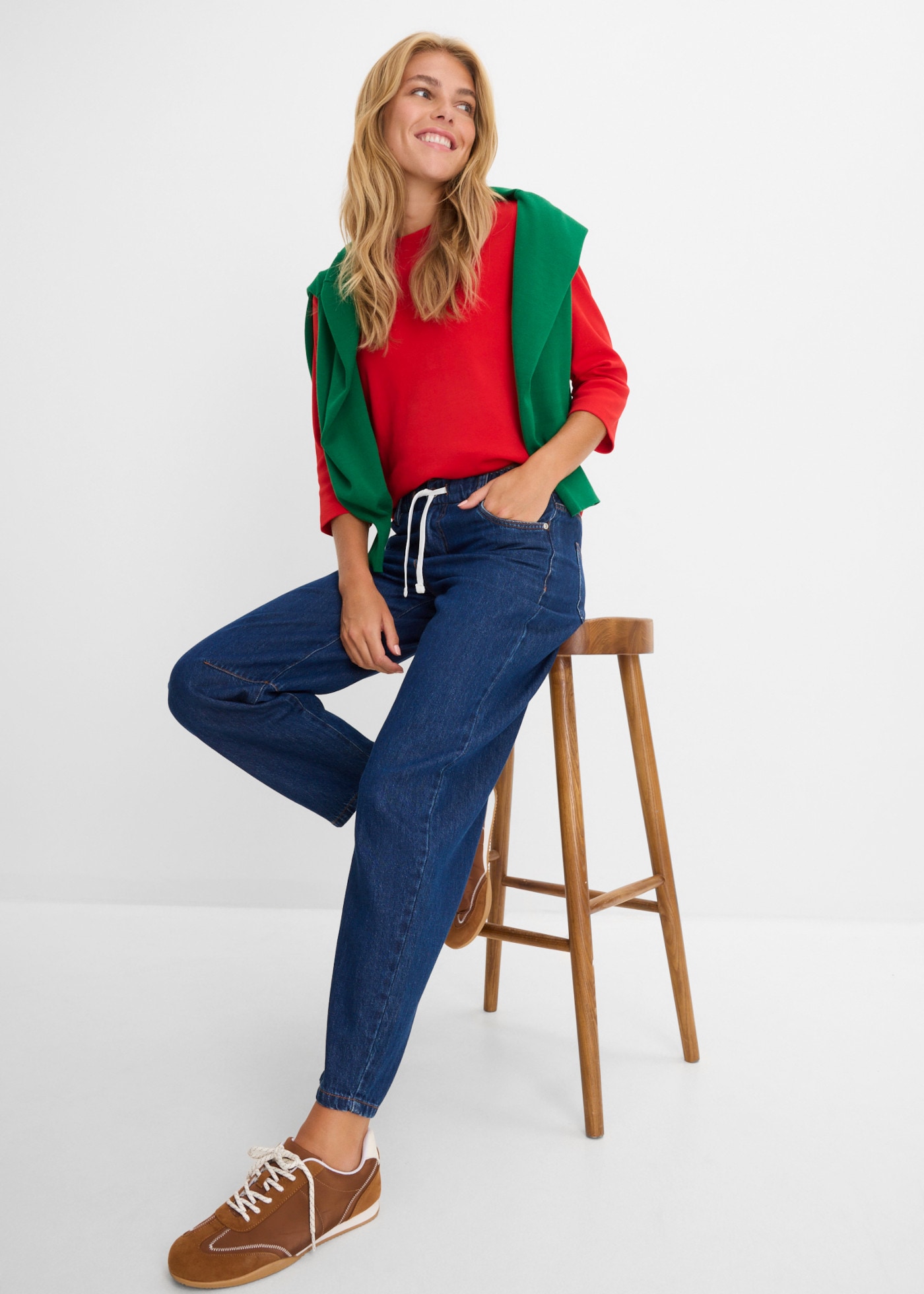 bonprix Loose-fit-Jeans Barrel-Jeans, mit Mid Waist-Bund, in Cropped-Länge, aus Baumwolle
