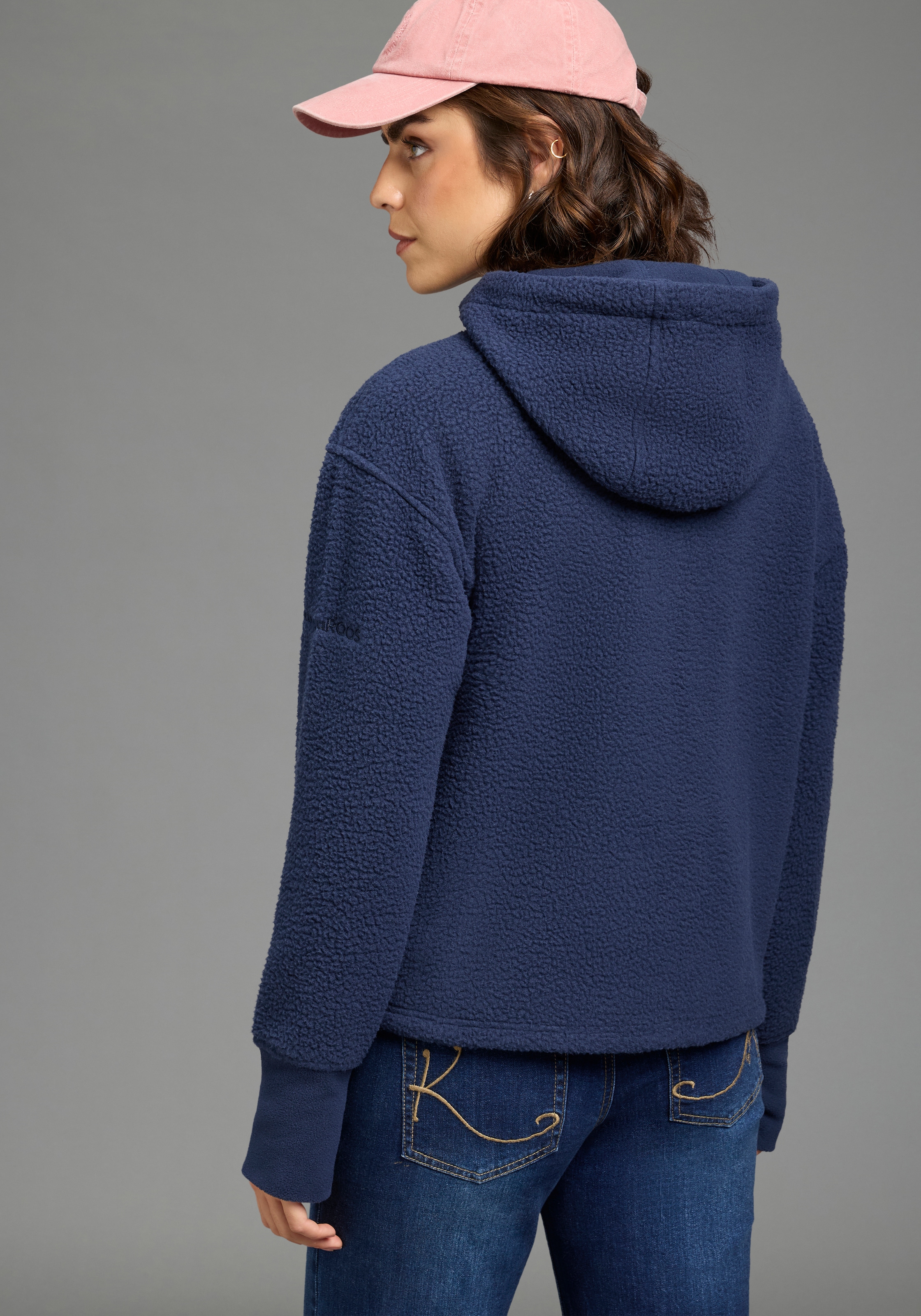 KangaROOS Fleecejacke mit Kapuze mit relaxed fit, hüftlange Form