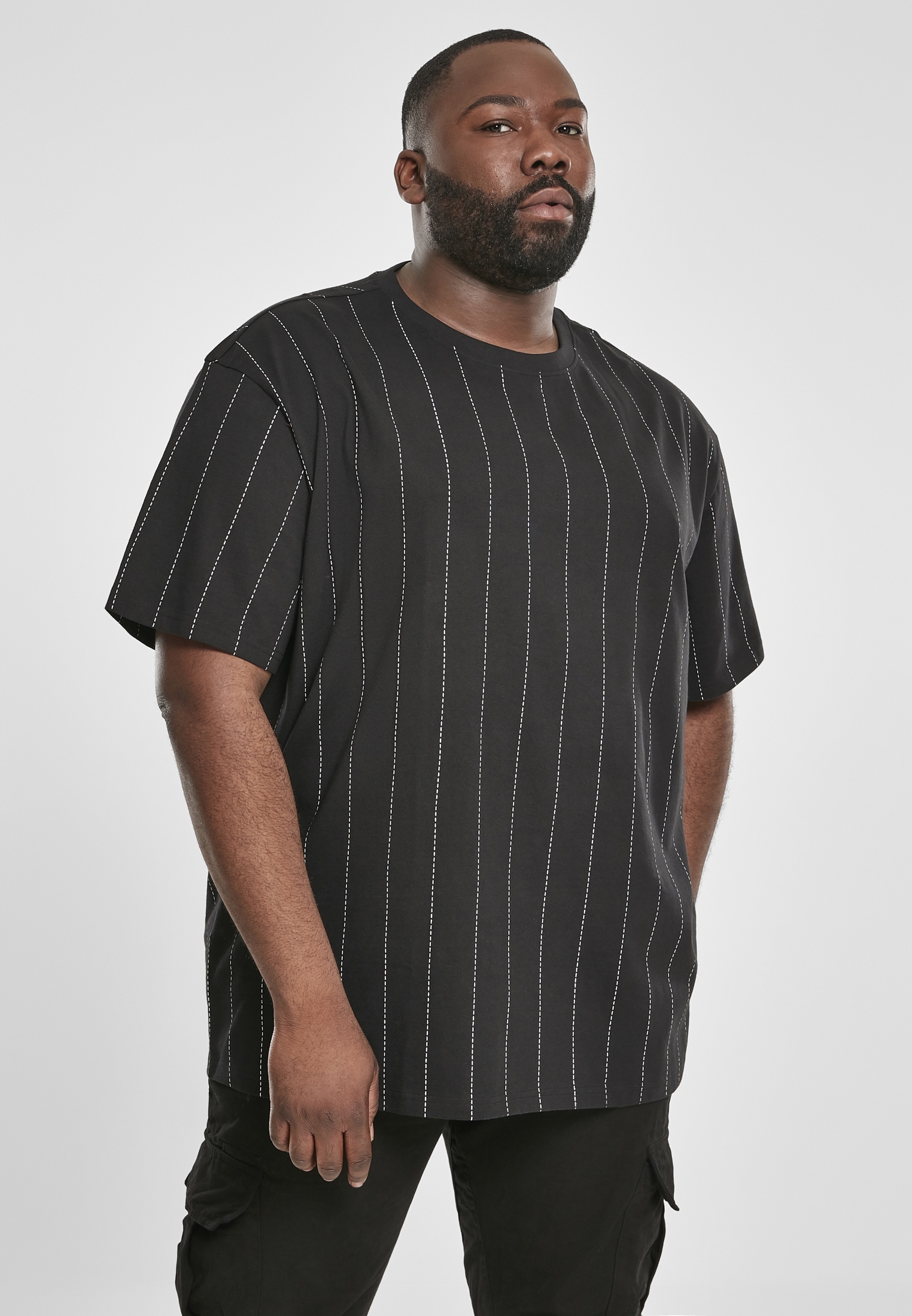 URBAN CLASSICS Kurzarmshirt »T-Shirt Oversized Pinstr...