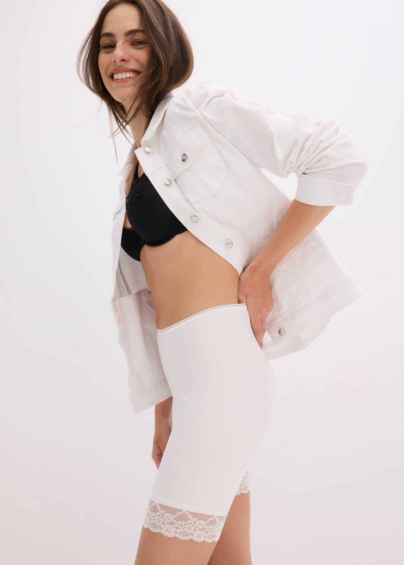 bonprix Feinstrumpfleggings in Radler-Länge, mit Spitzenkante