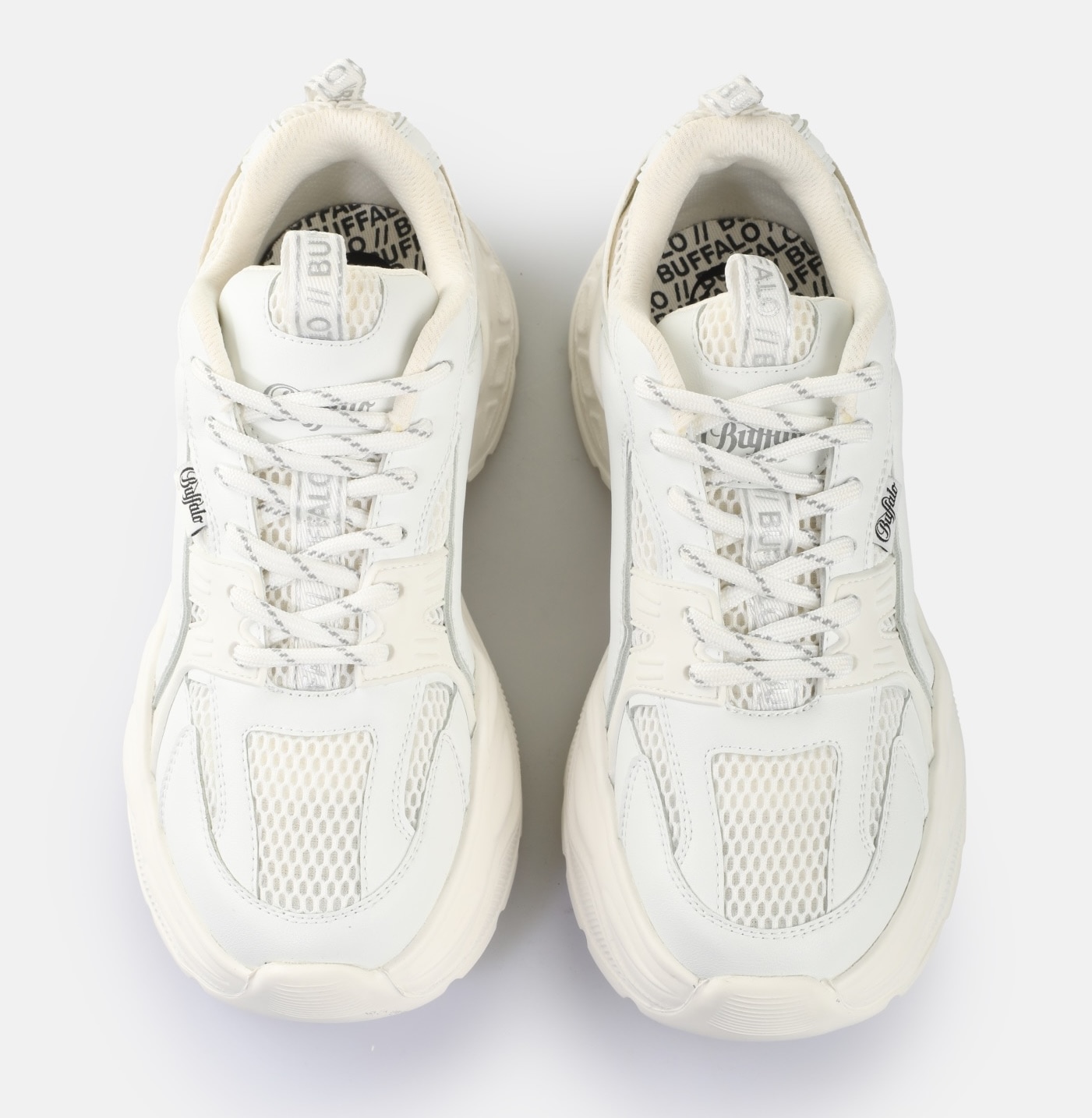 Buffalo Plateausneaker »YUNO«, Chunky-Sneaker, Schnürschuh, Leichtgewicht mit Memory Foam-Innensohle