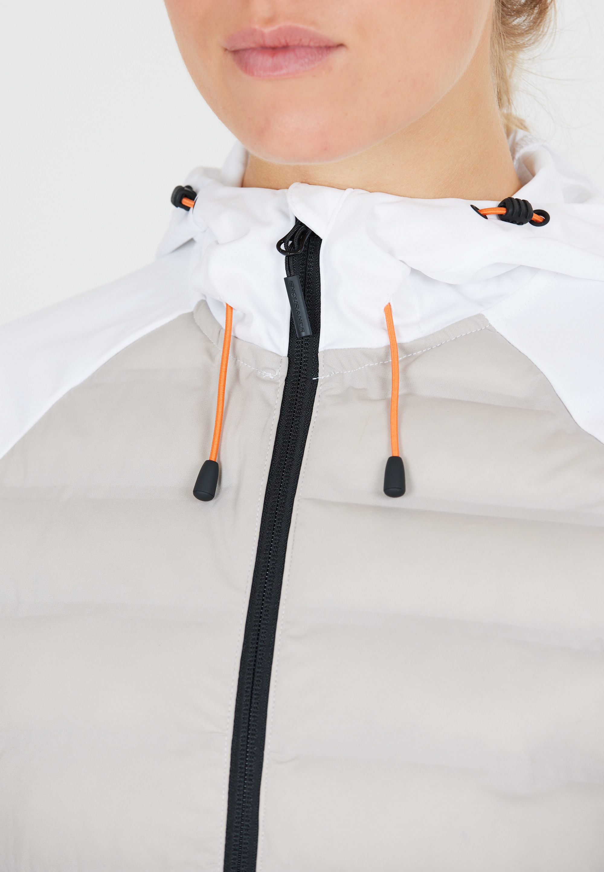 ENDURANCE Laufjacke »Eluna«, mit windblockierender und wärmeisolierender Eigenschaft