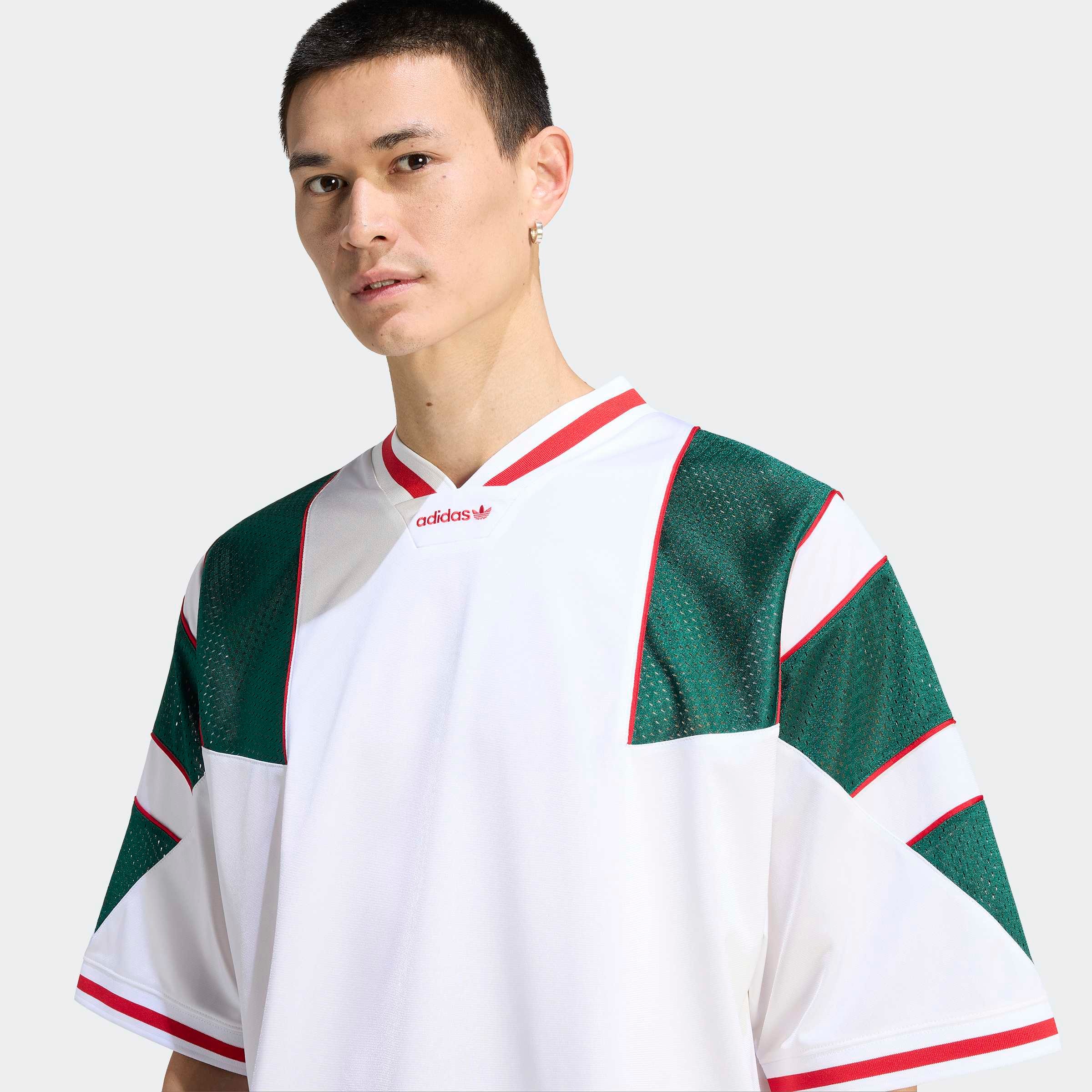 adidas Originals T-Shirt »JSY« für Erwachsene, mit V-Ausschnitt, ohne Verschluss, aus Polyester