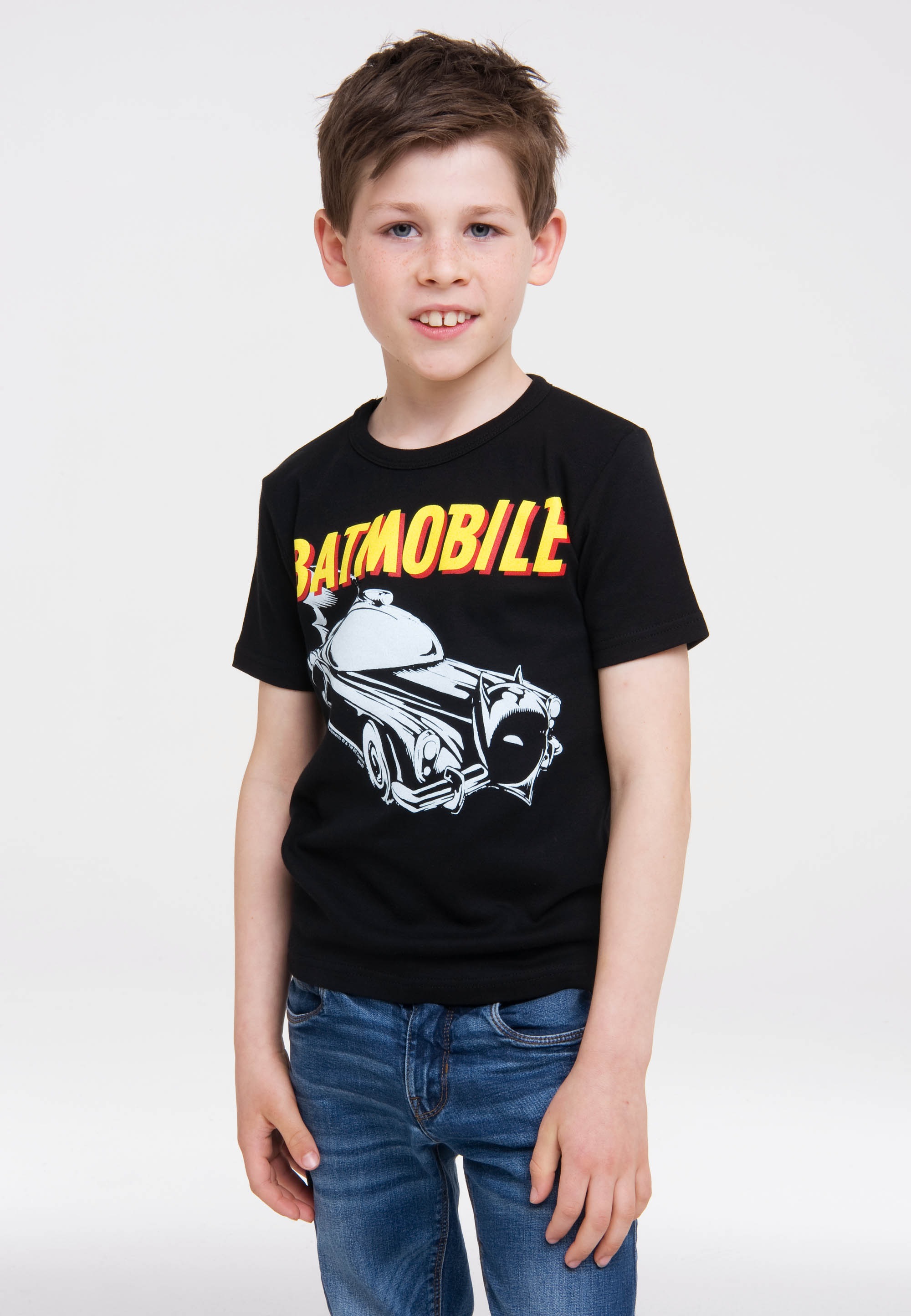 LOGOSHIRT T-Shirt »Batman - Batmobile«, mit coolem Frontprint