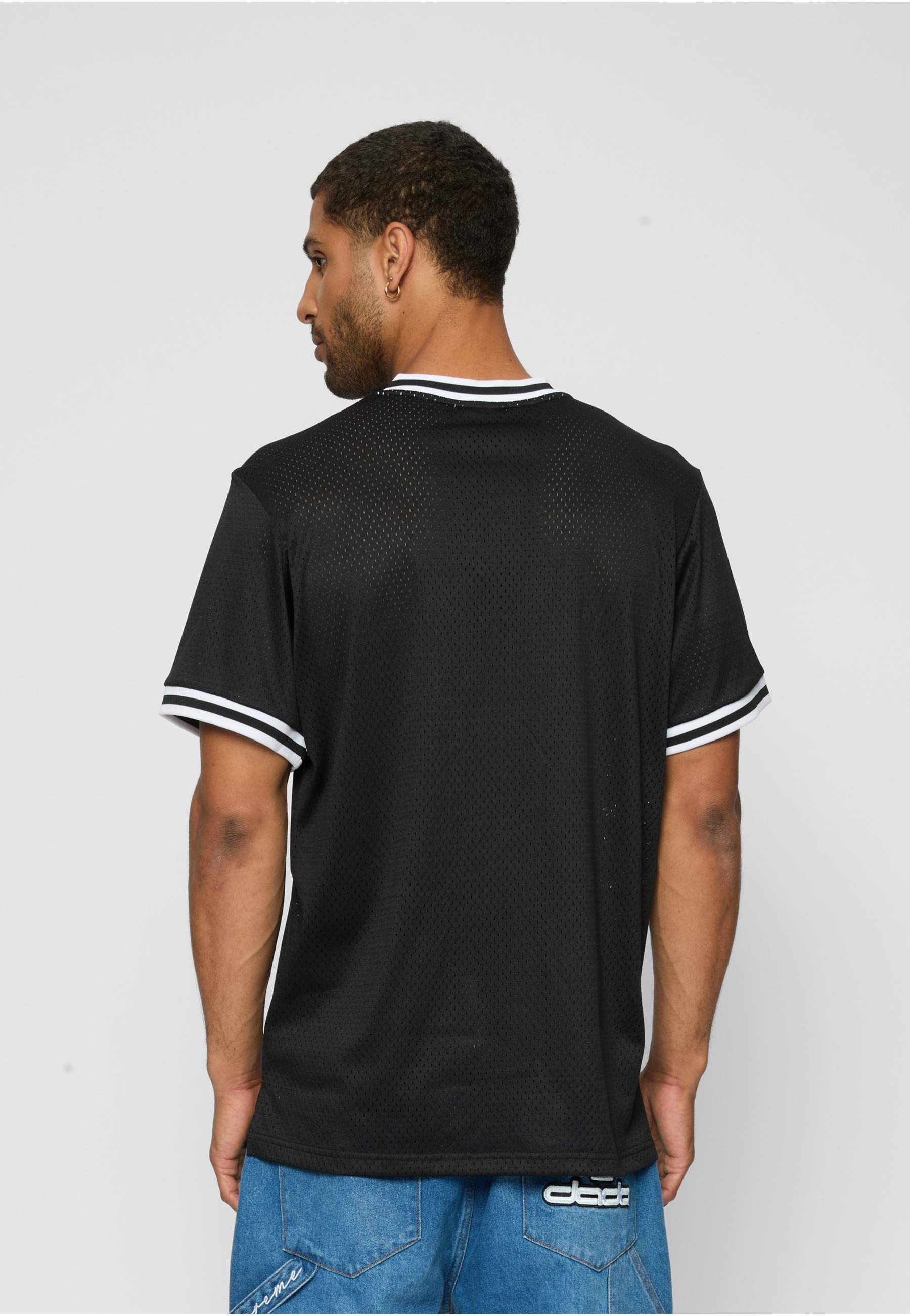 Fubu T-Shirt »Fubu FBMQ12112BLK Fubu Varsity Mesh T-Shirt« 1 Stk.