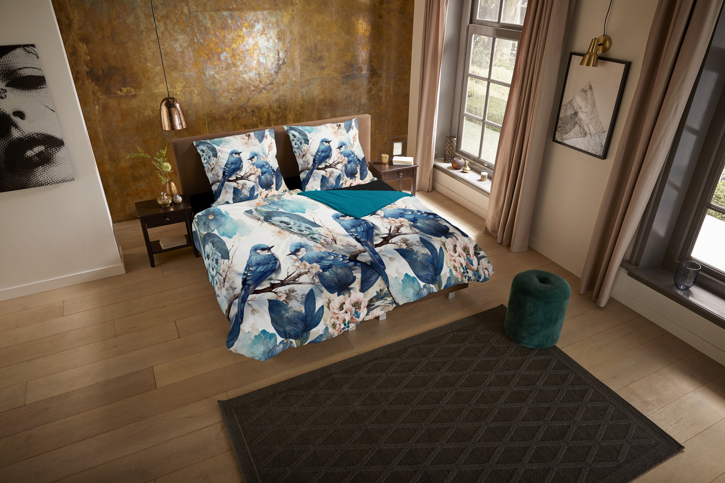 PURE luxury collection Wendebettwäsche »Zari«, Mikrofaser, 135x200, 2 Teilig, Wendeoptik, Vogel, Blumen, Blau, Weiss