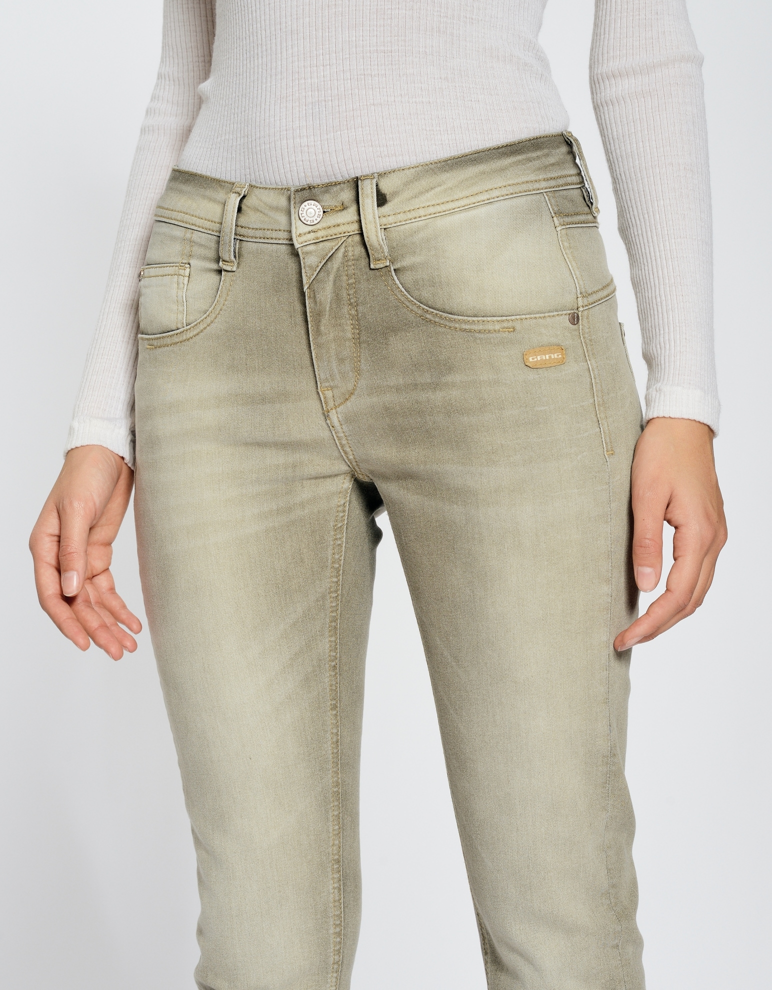 GANG 5-Pocket-Jeans »94AMELIE«, aus Sweatdenim mit schrägen tief sitzenden Gesäßtaschen