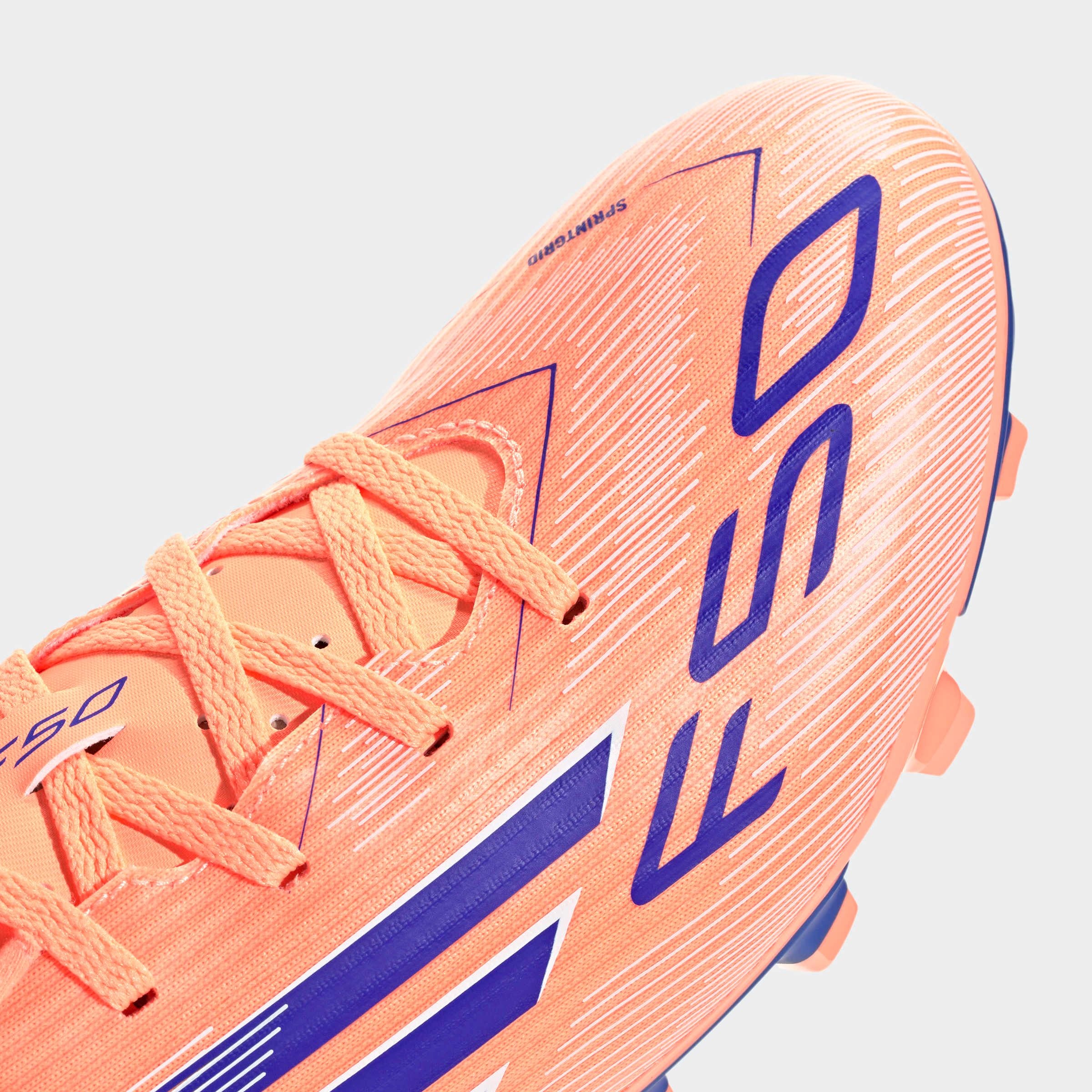 adidas Performance Fußballschuh »F50 CLUB KUNSTRASEN NEUERER GENERATION, HART- UND ASCHENPLÄTZE E«, geeignet für Rasen- und Kunstrasenplätze