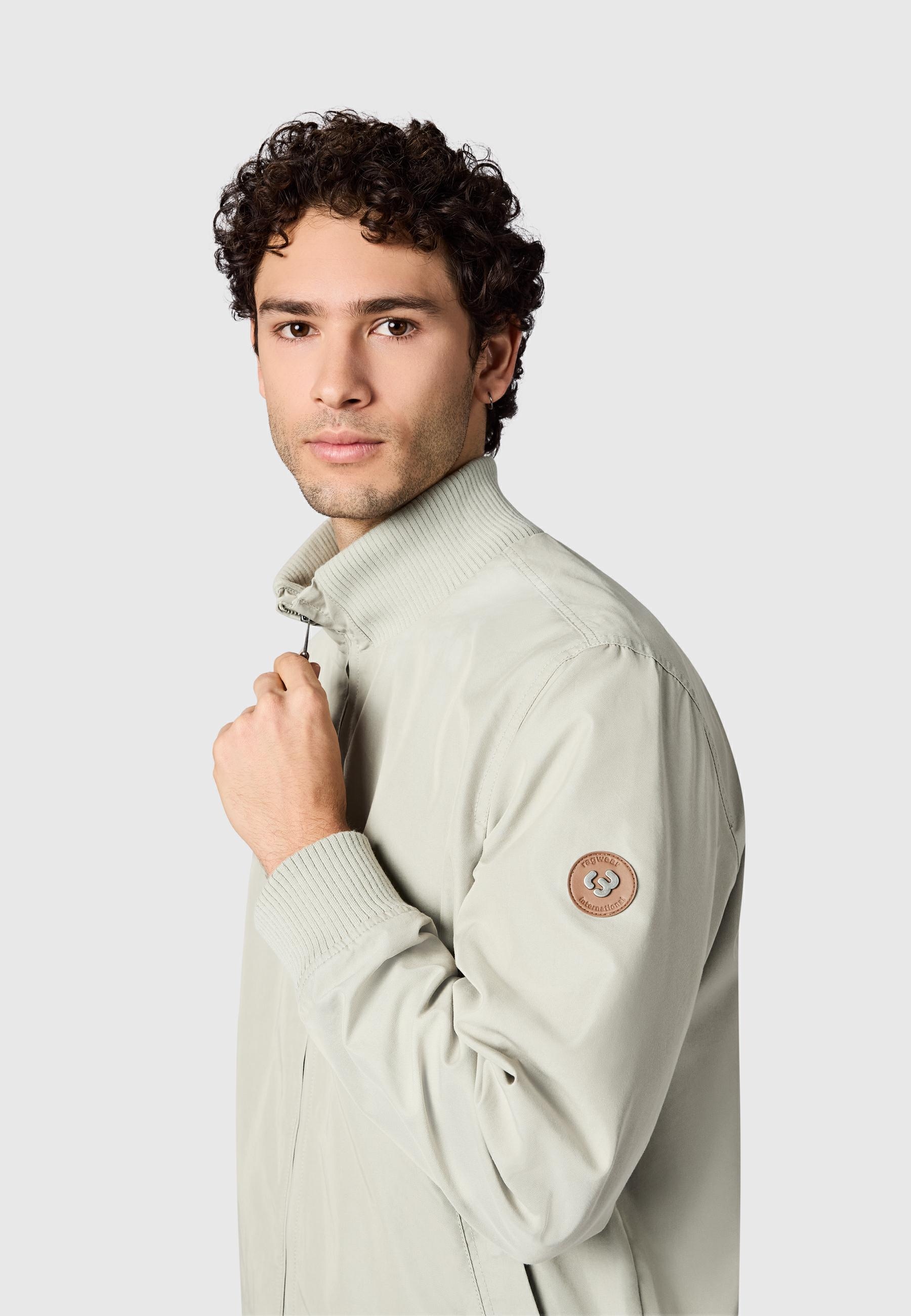 Ragwear Outdoorjacke »Crusien YOUMODO« ohne Kapuze Leichte Jacke mit elastischen Bündchen