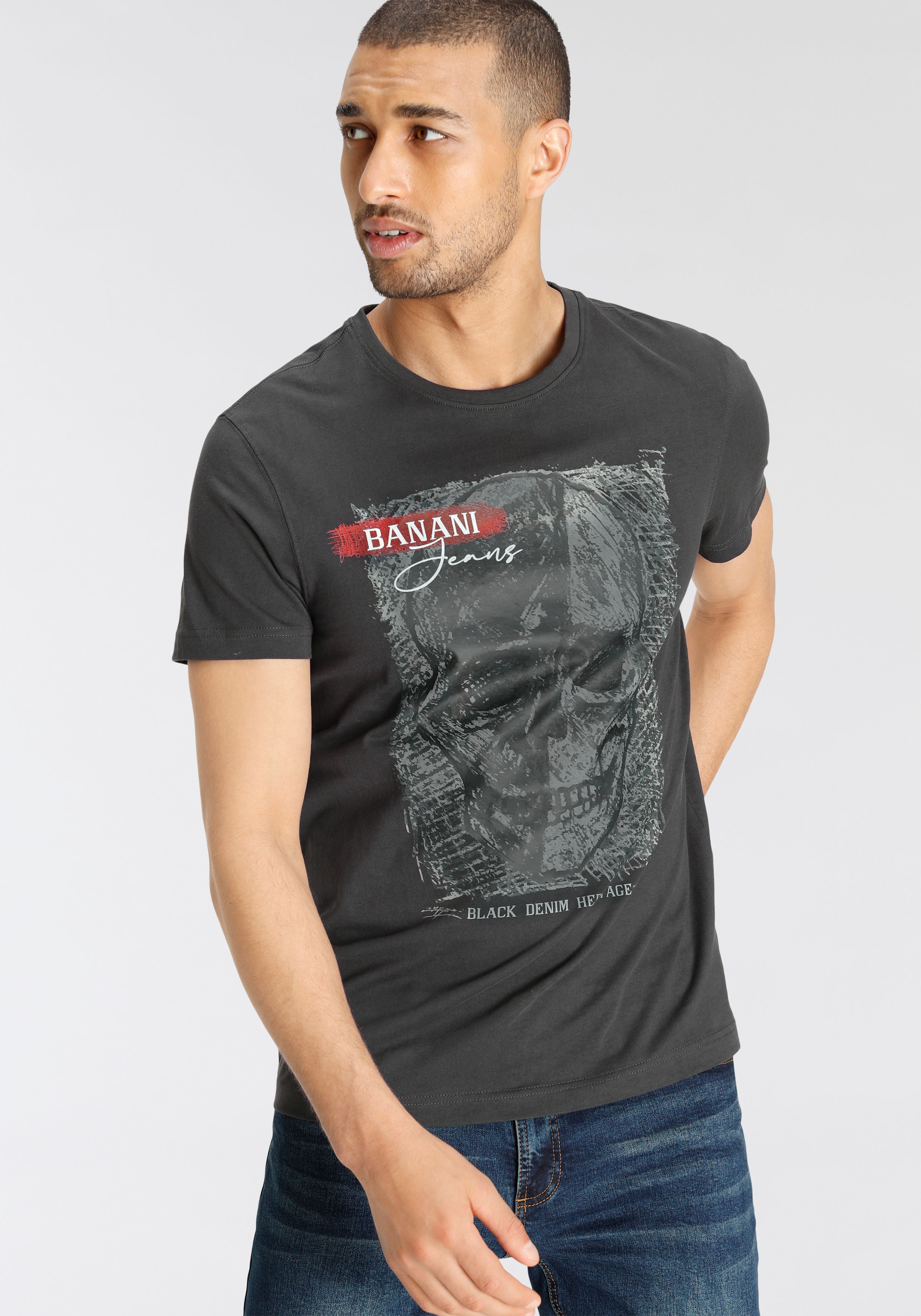 Bruno Banani T-Shirt, mit Frontprint BAUR großem | kaufen ▷