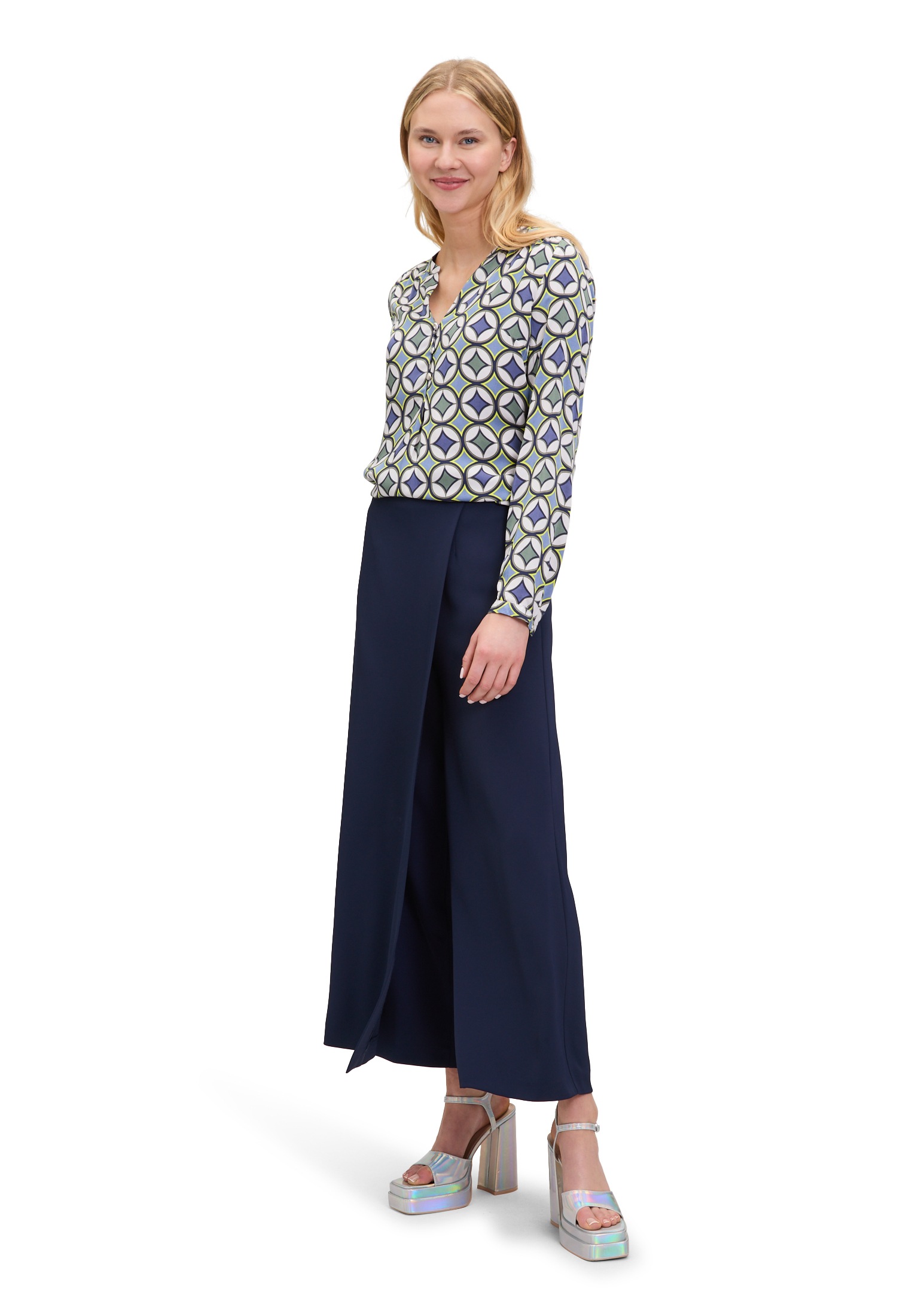 Cartoon Schlupfbluse »Cartoon Casual-Bluse mit Knöpfen«