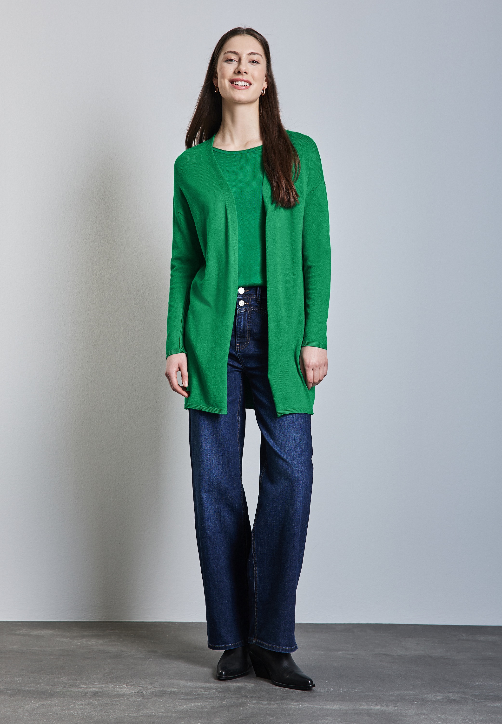 STREET ONE Strickjacke, aus softer Viskose
