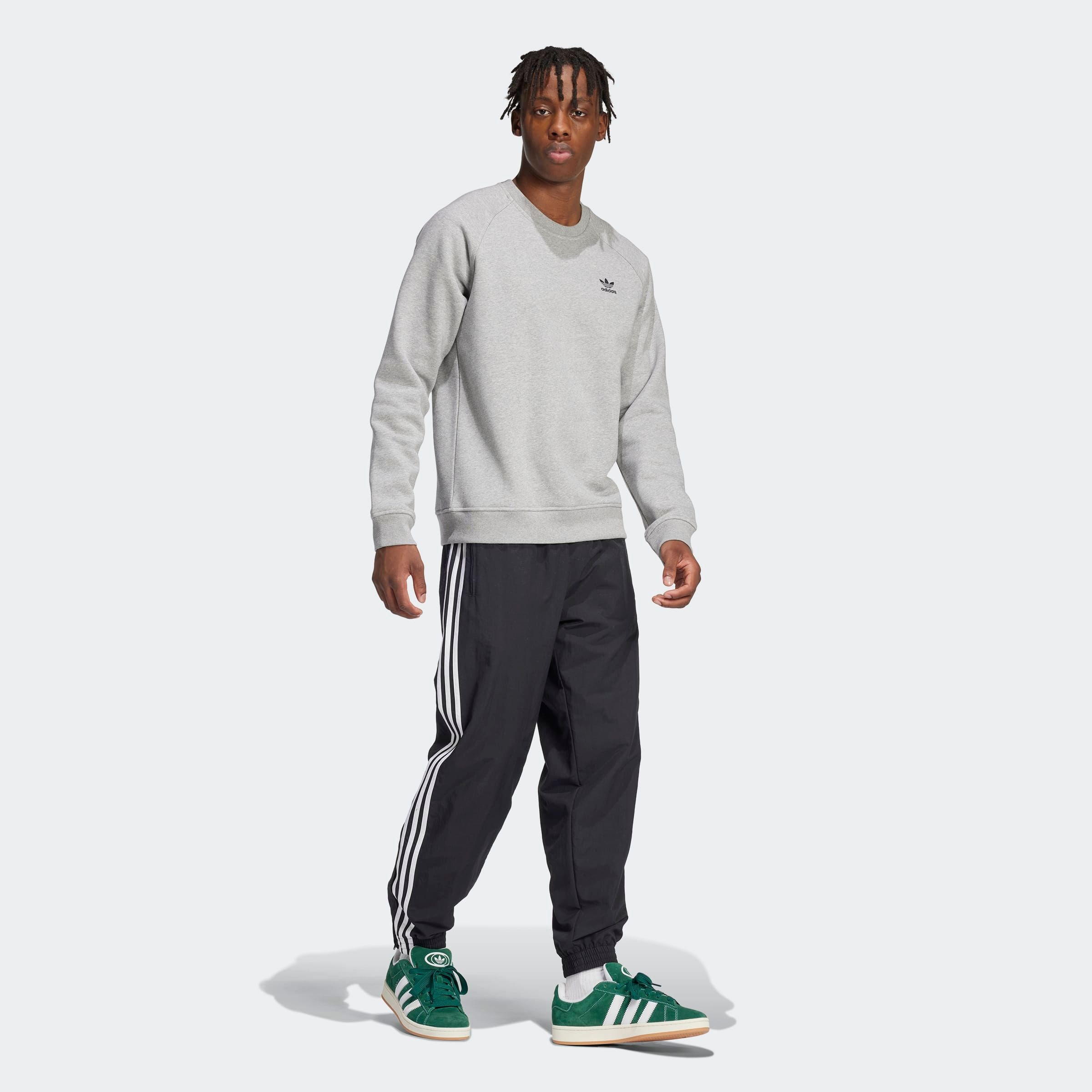 adidas Originals Sweatshirt »ESS CREW«, Essentials Pullover, weiche Innenseite