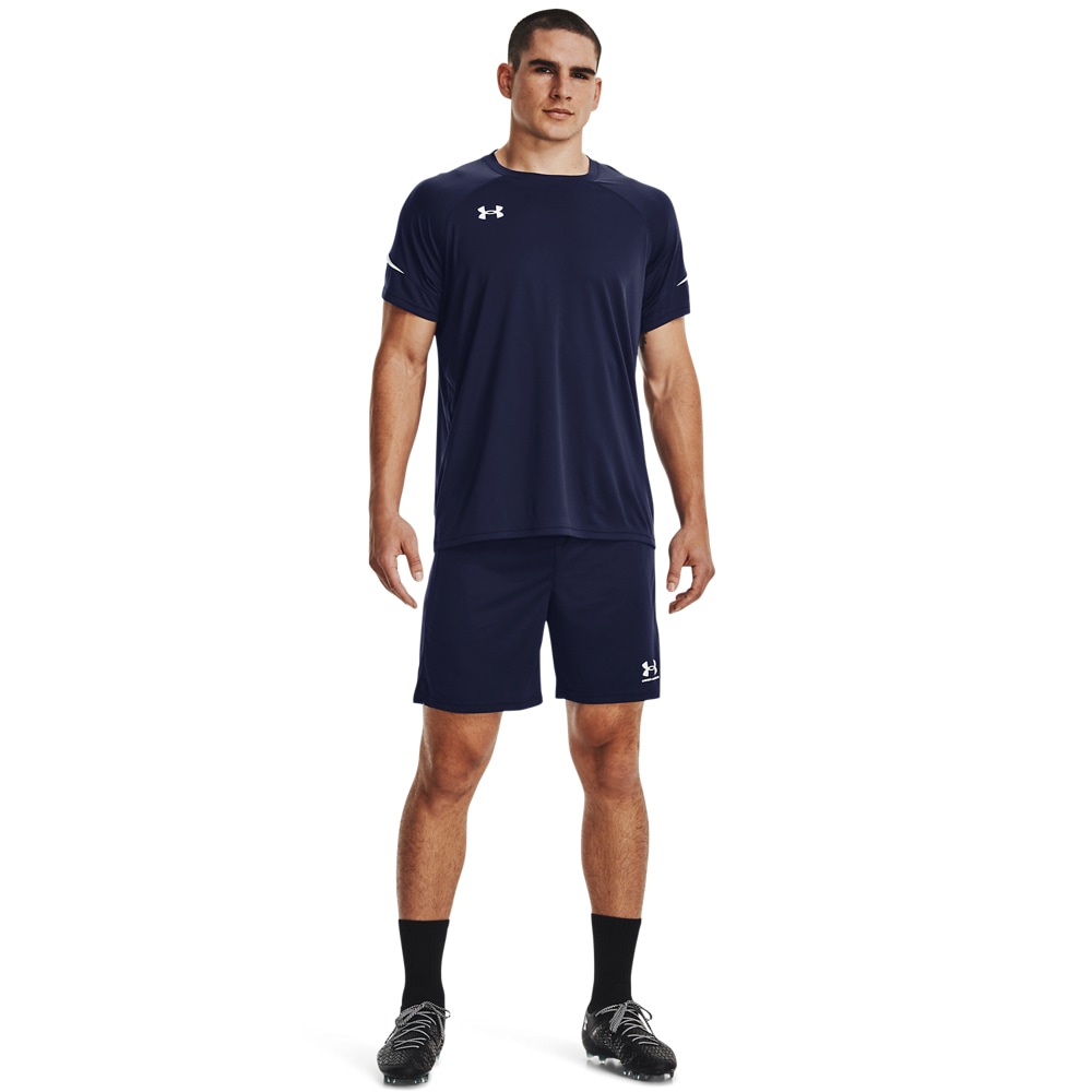 Under Armour® Shorts »UA M CHALLENGER CORE SHORT«, (1 tlg.)