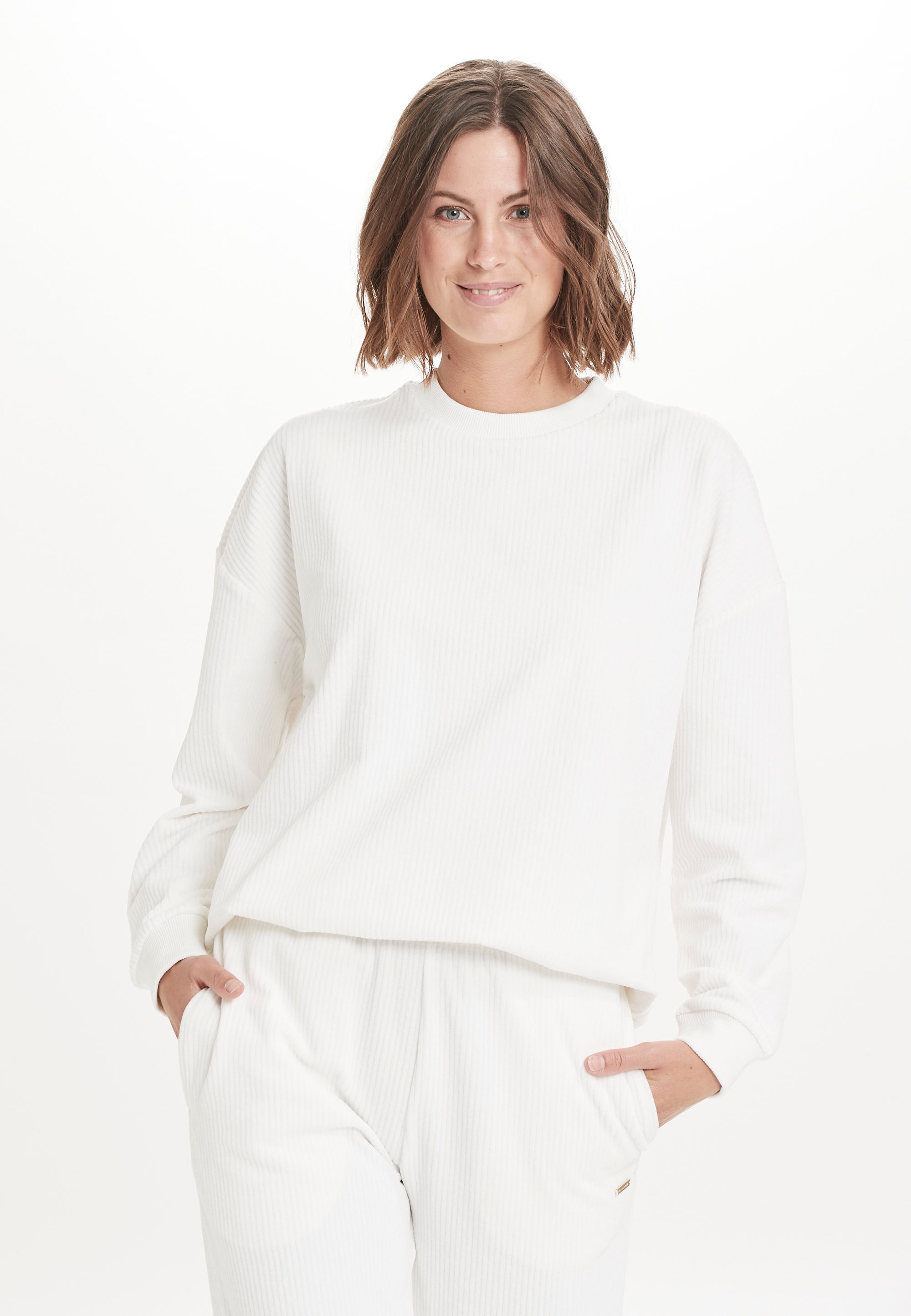 ATHLECIA Sweatshirt "Marlie", im trendigen Cord-Look