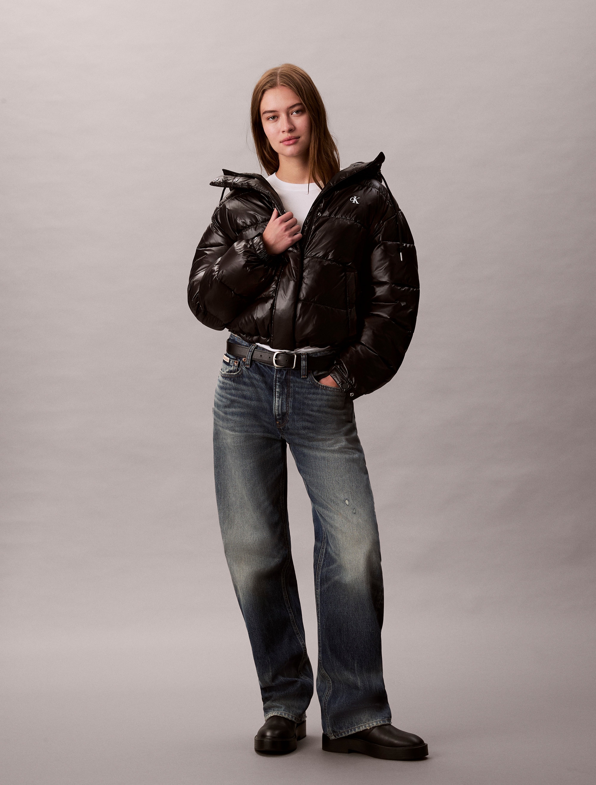 Calvin Klein Jeans Steppjacke »SHINE PUFFER«, mit Kapuze, regular fit, mit Kapuze, glänzendes Material