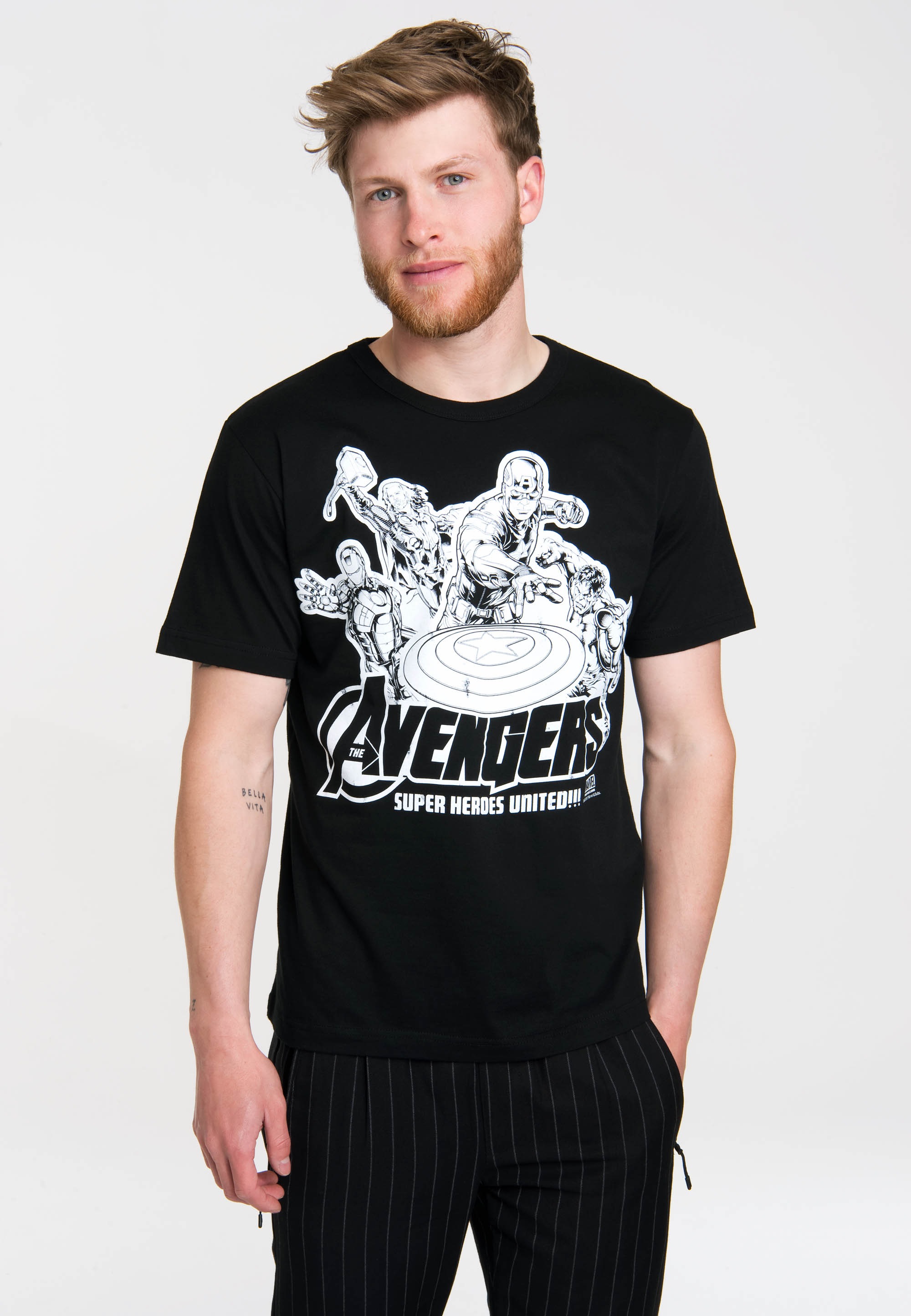 United«, Marvel ▷ mit Print bestellen T-Shirt »Avengers | LOGOSHIRT - - BAUR auffälligem Heroes