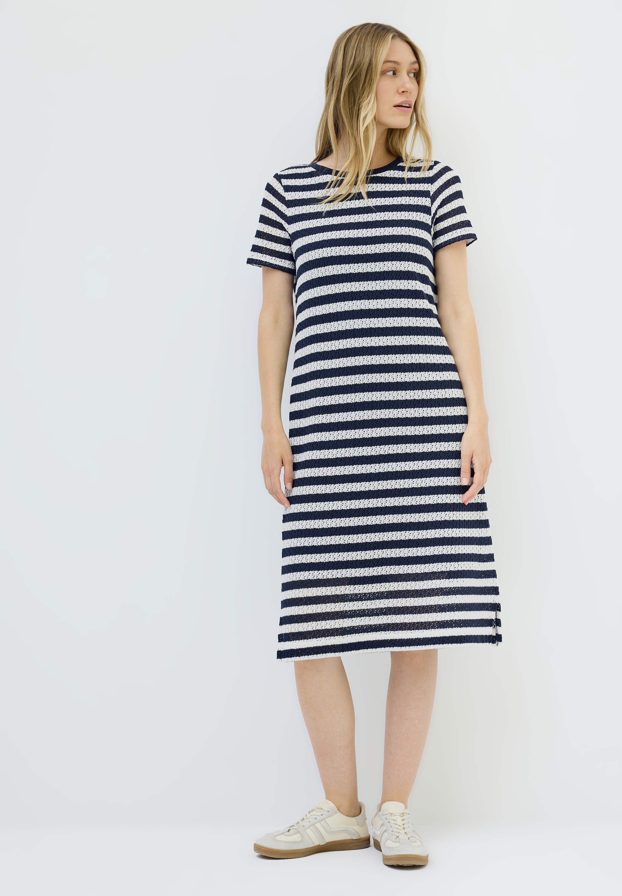 Sommerkleid CECIL, Damen, Gr. M (40), US-Größen, blau (urban navy blau), Web, Obermaterial: 60% Baumwolle, 40% Polyester; Unterkleid: 65% Polyester, 35% Viskose, gestreift, normal knielang, Rundhals, Bündchen, Kleider Sommerkleid, knielang